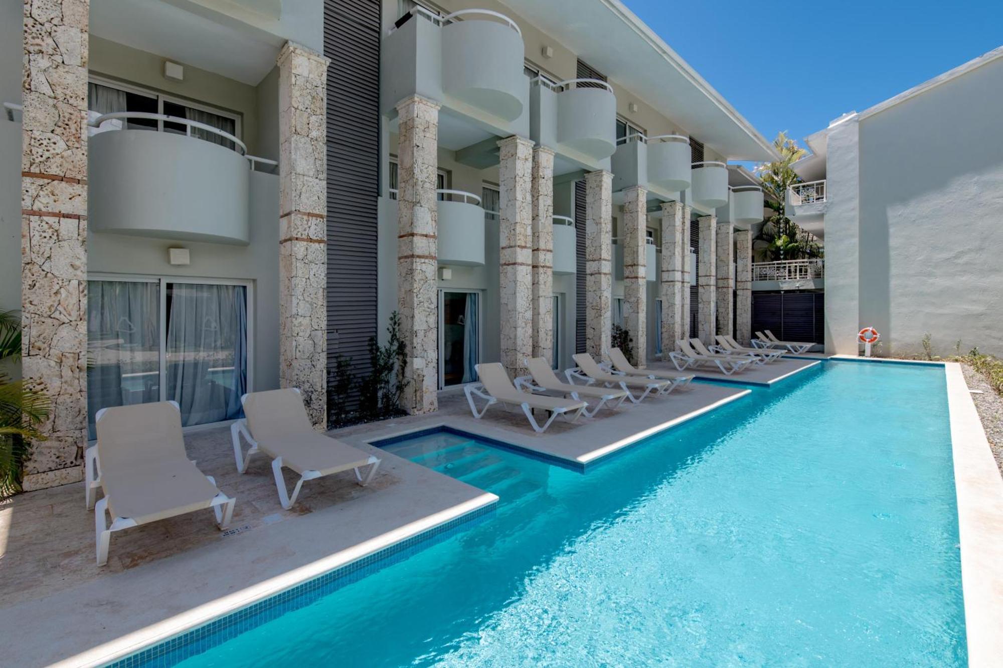 Emotions By Hodelpa - Hotel Juan Dolio