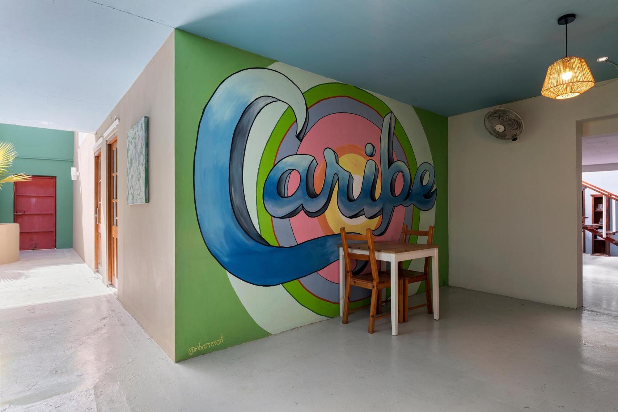 Hostel The Ritz Willemstad
