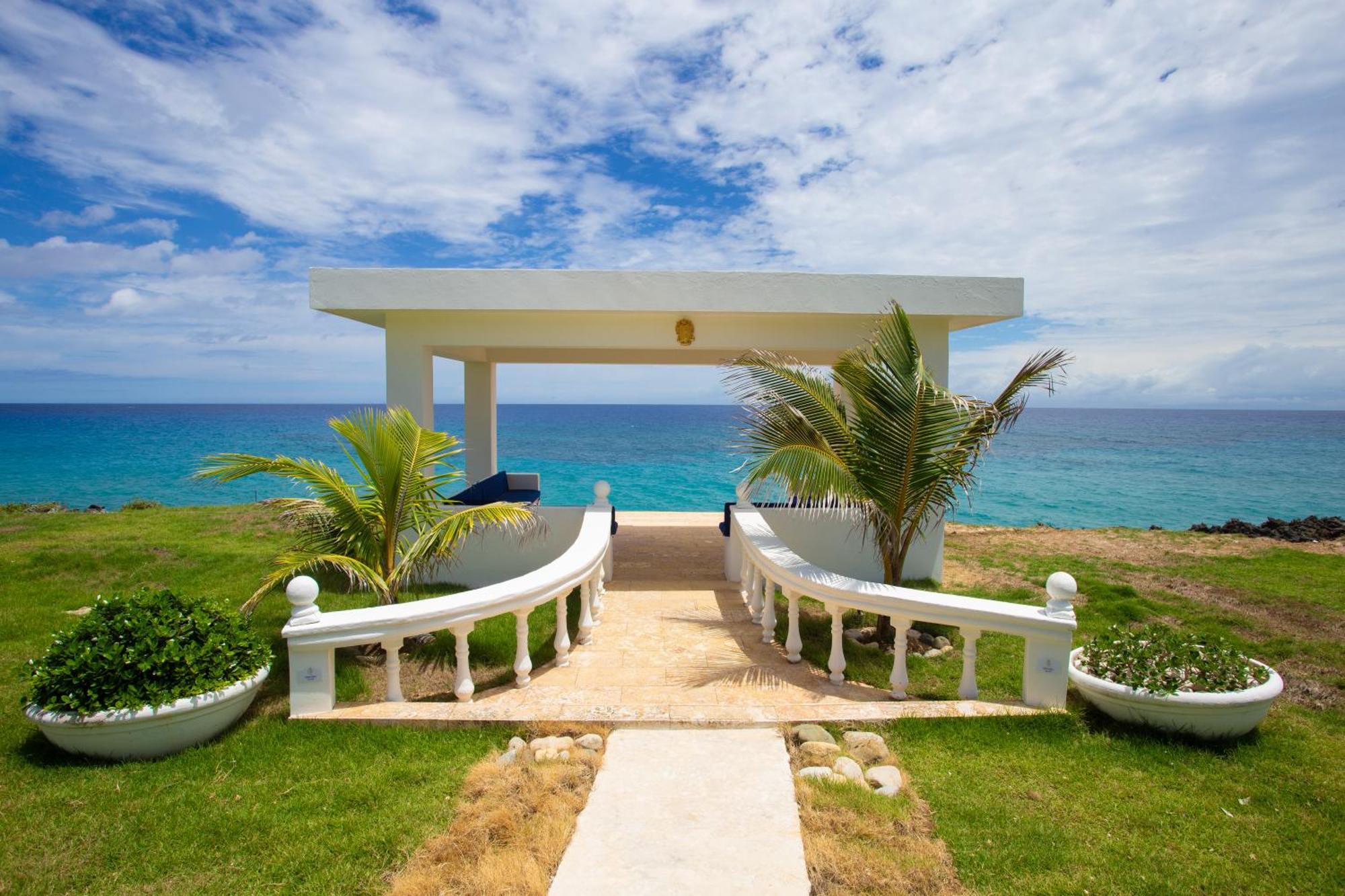 Ocean Village Deluxe Resort