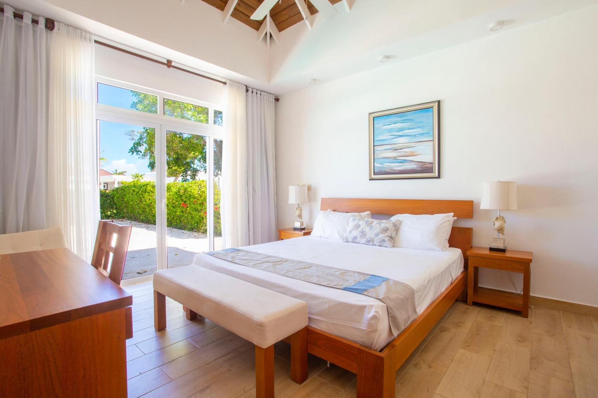 Ocean Village Deluxe Resort 3*