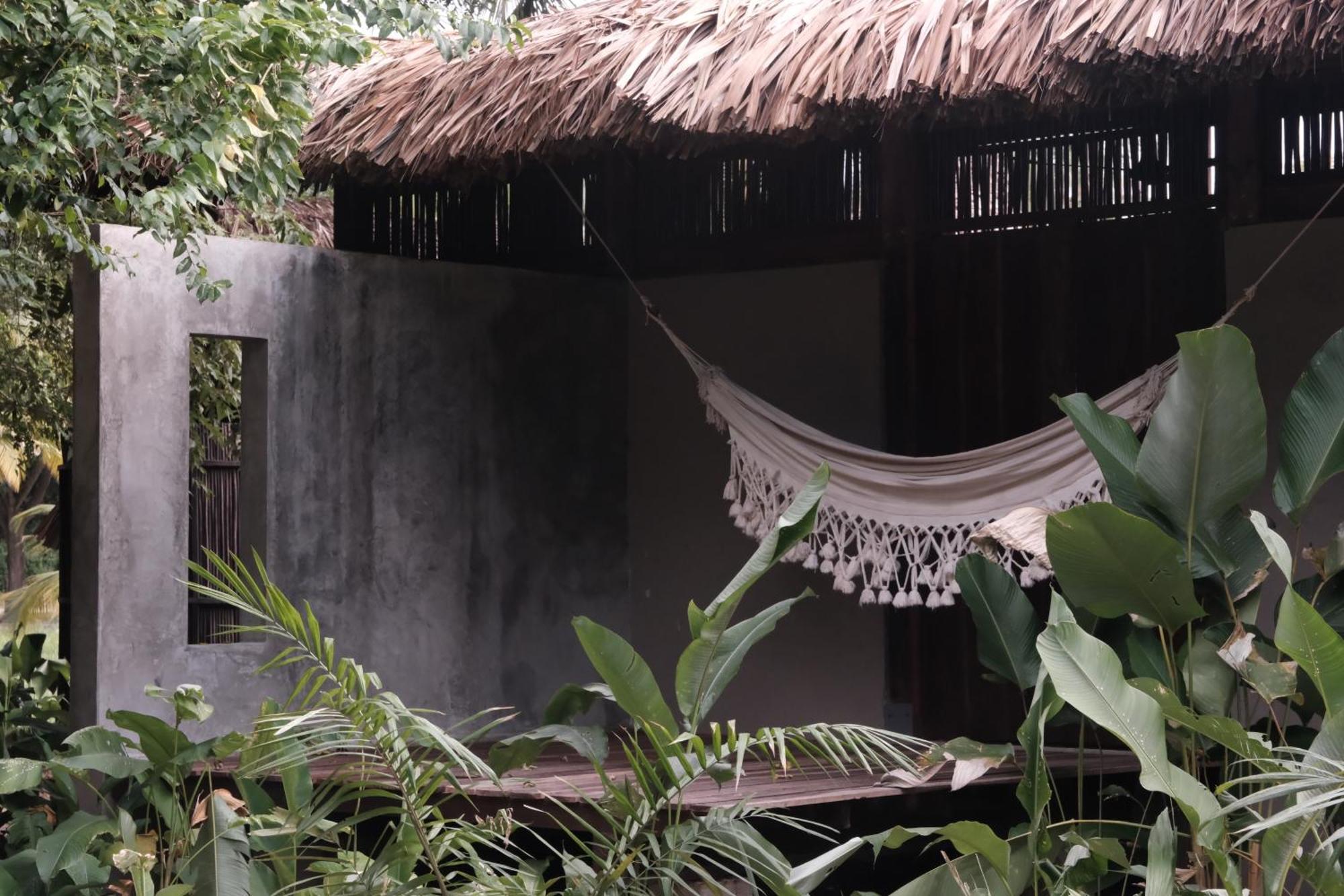 Unu Beach Hotel