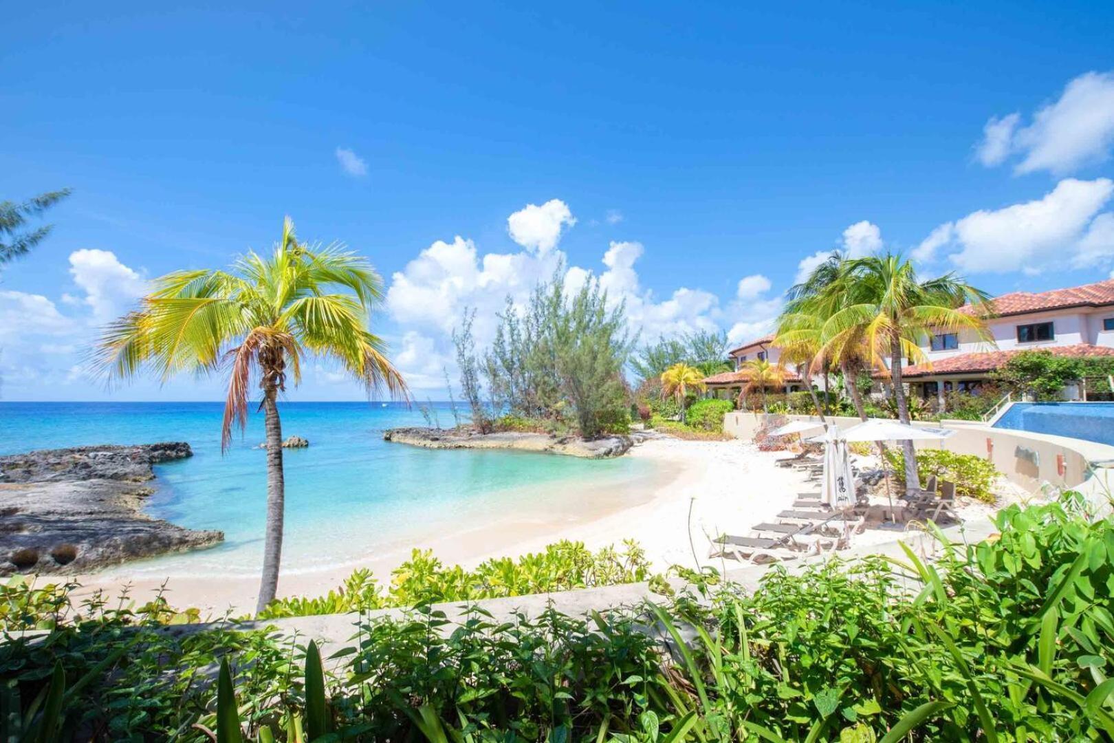 Apartment Casa Luna 15 - Gated Seaside Village With Shared Pool, Jacquzi, & Cove *