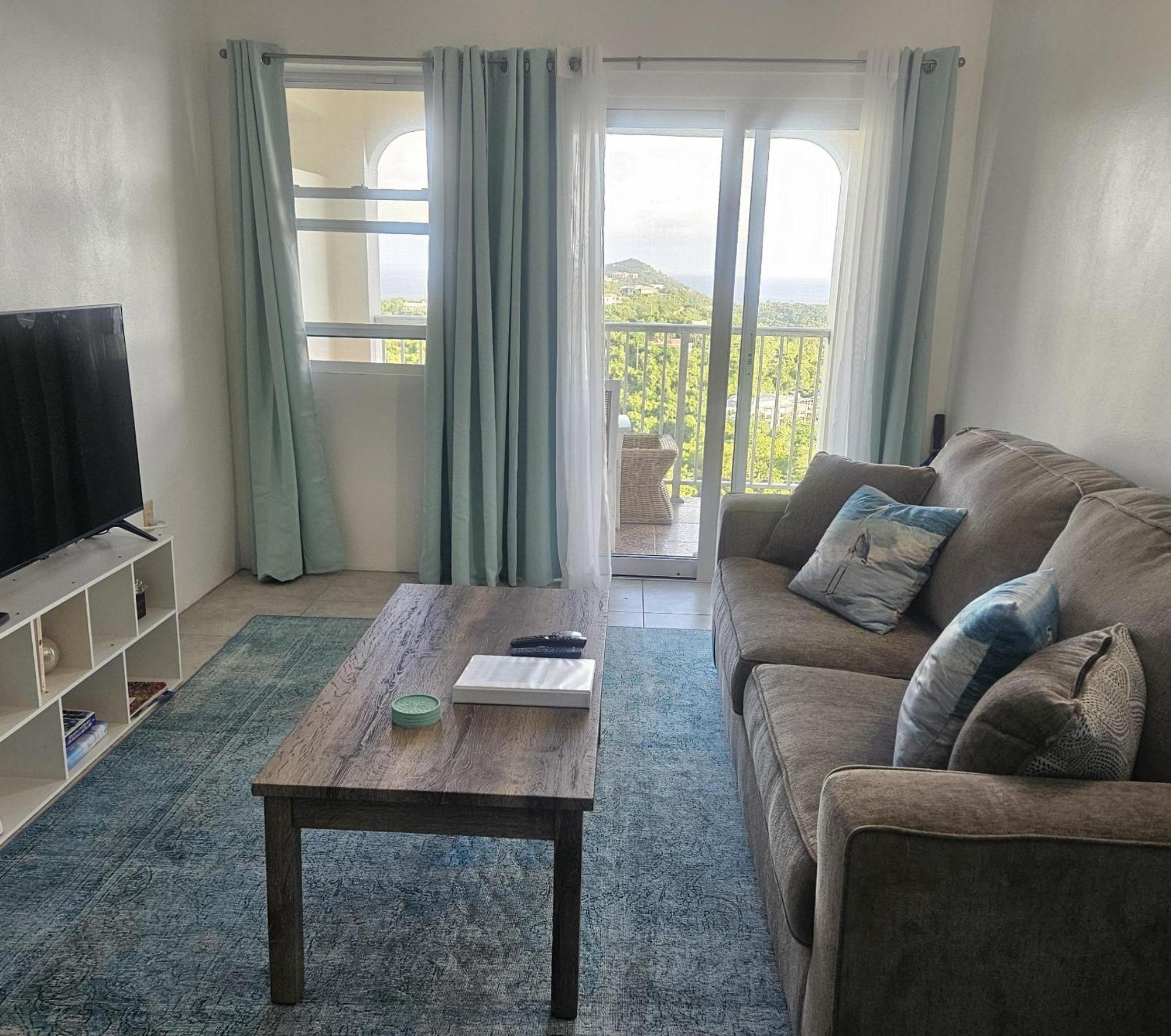 Immaculate Ocean Views Above The Westin - Large Deck *