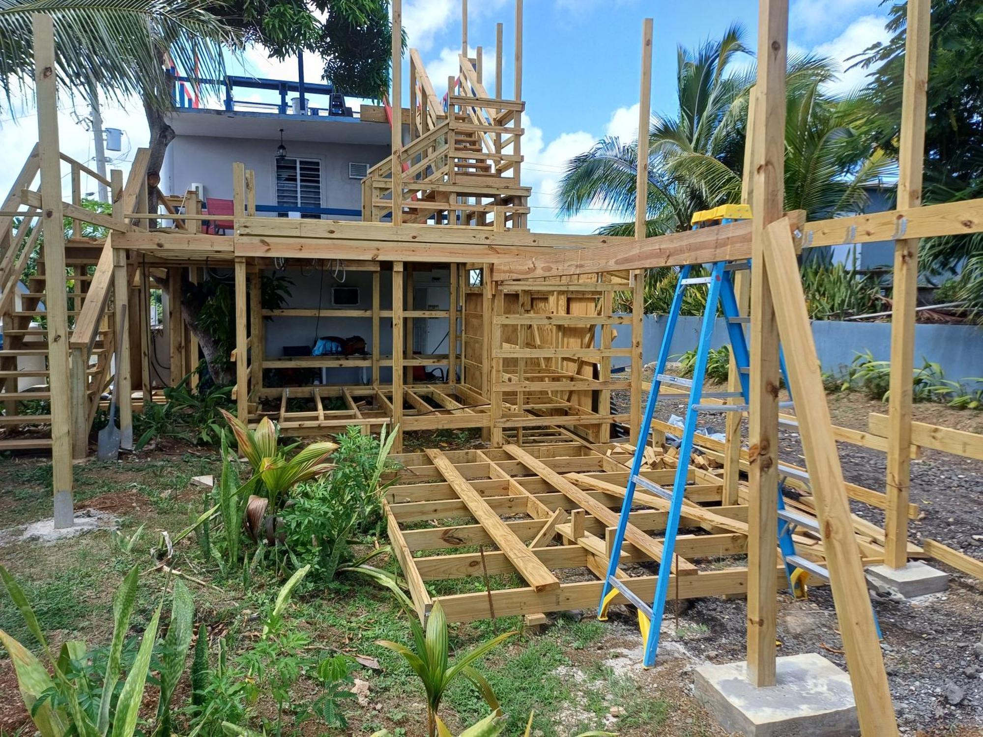 Rooster Run Glamping Has Rooftop And Off The Ground Glamping Experience For 1 To 16 In A Single Tent And Views Of The Rain Forrest And To Culebra Across The Atlantic Ocean W Tents, Linens, Deluxe Air Beds, Warm Shower And At A Great Pric Luxury tent Vieques