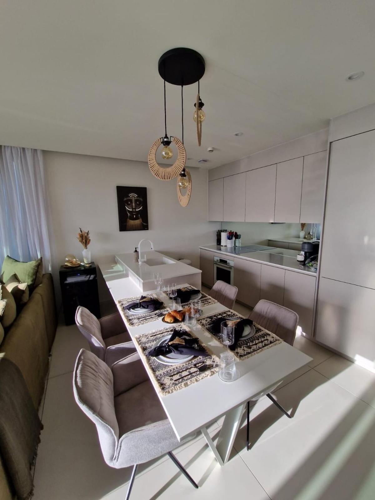 B1401 - Fourteen At Mullet Bay, Luxurious And Cosy 2bed With The Sea View Apartment Cupecoy (Sint Maarten)
