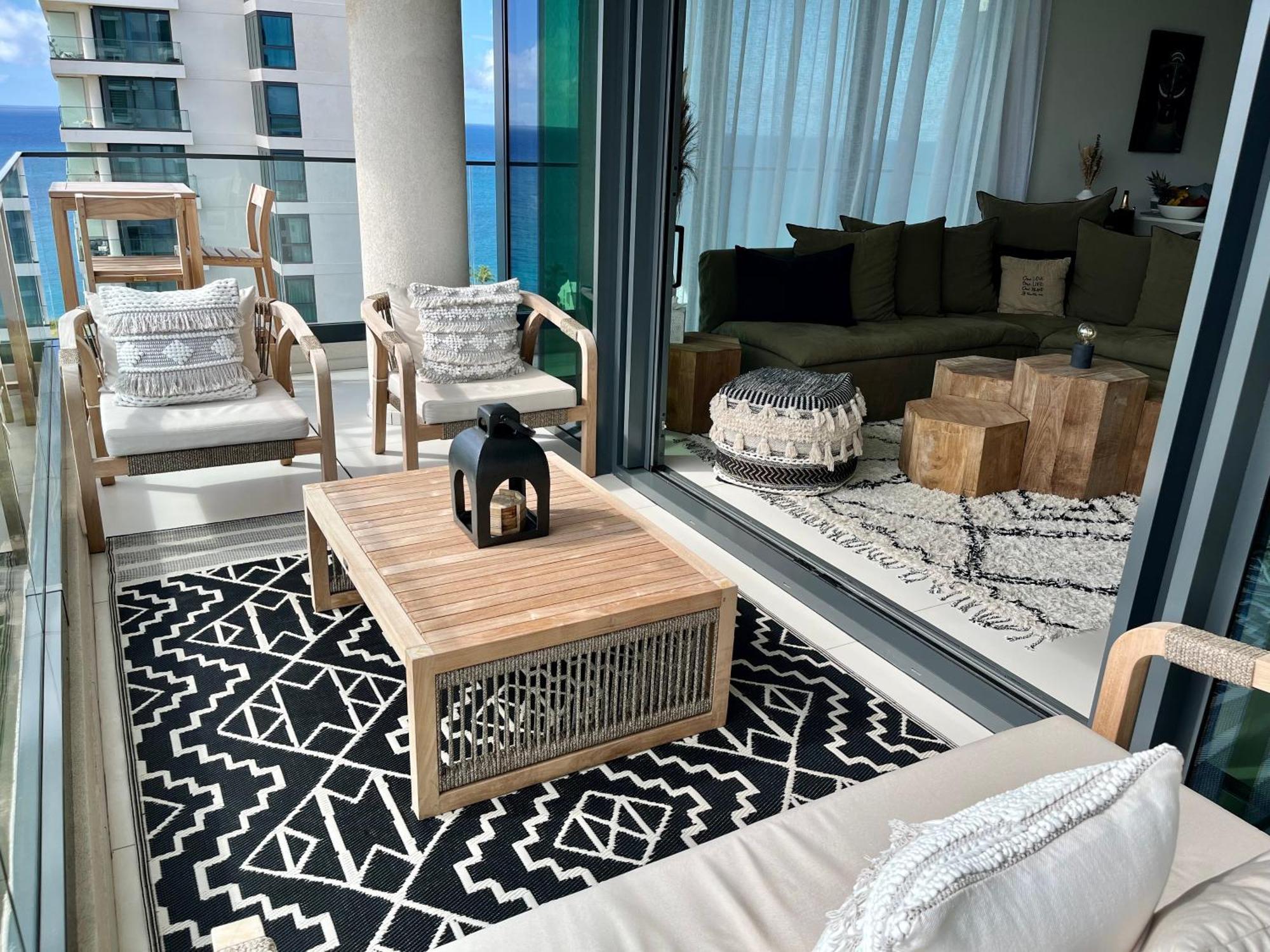 B1401 - Fourteen At Mullet Bay, Luxurious And Cosy 2bed With The Sea View Apartment Cupecoy (Sint Maarten)