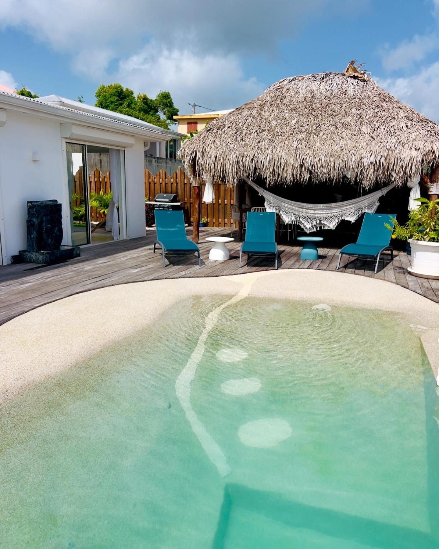 Amaryllis Luxueuse,piscine,vue Mer,plage