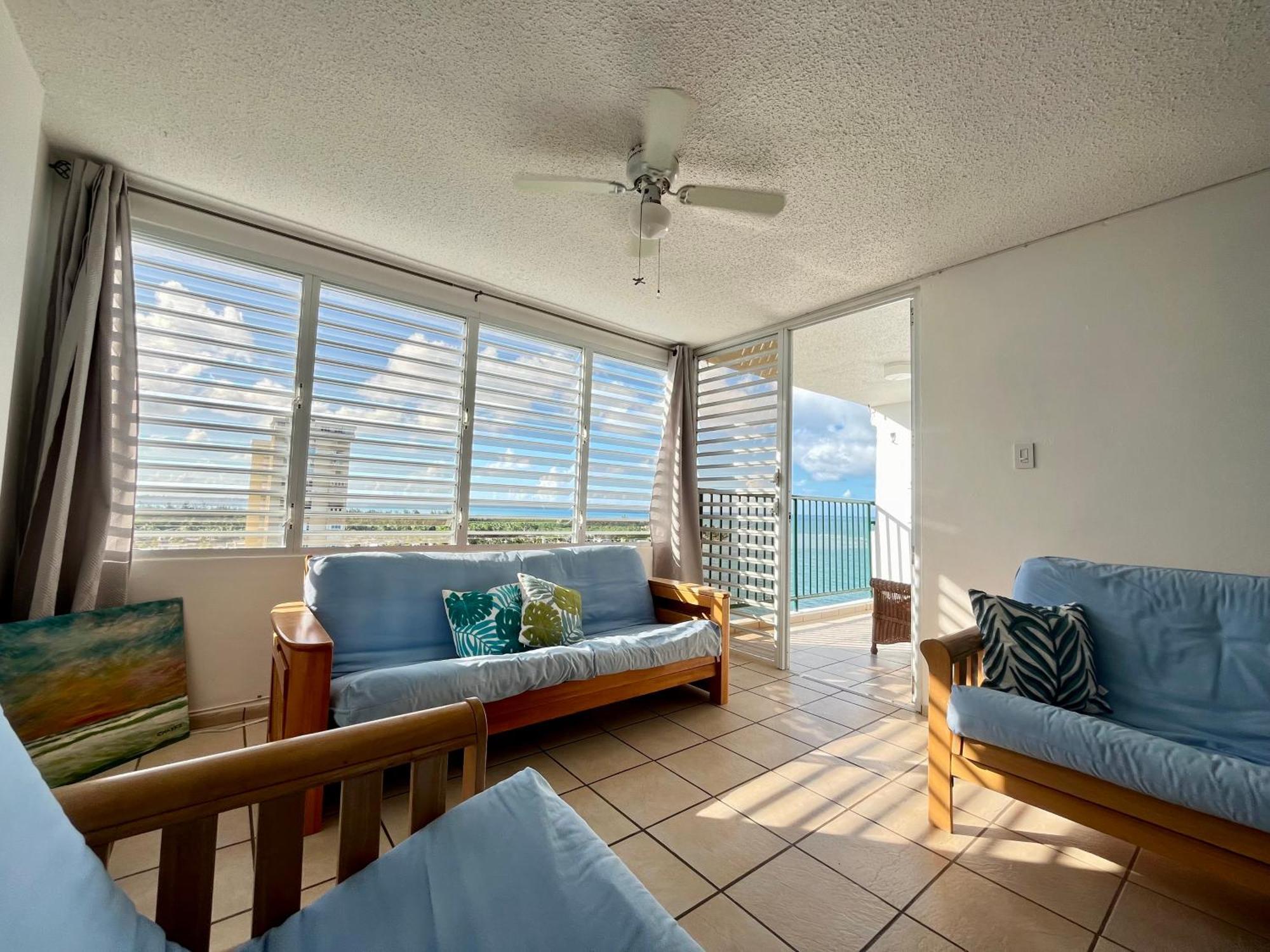 Beachfront At Costa Azul Apartment