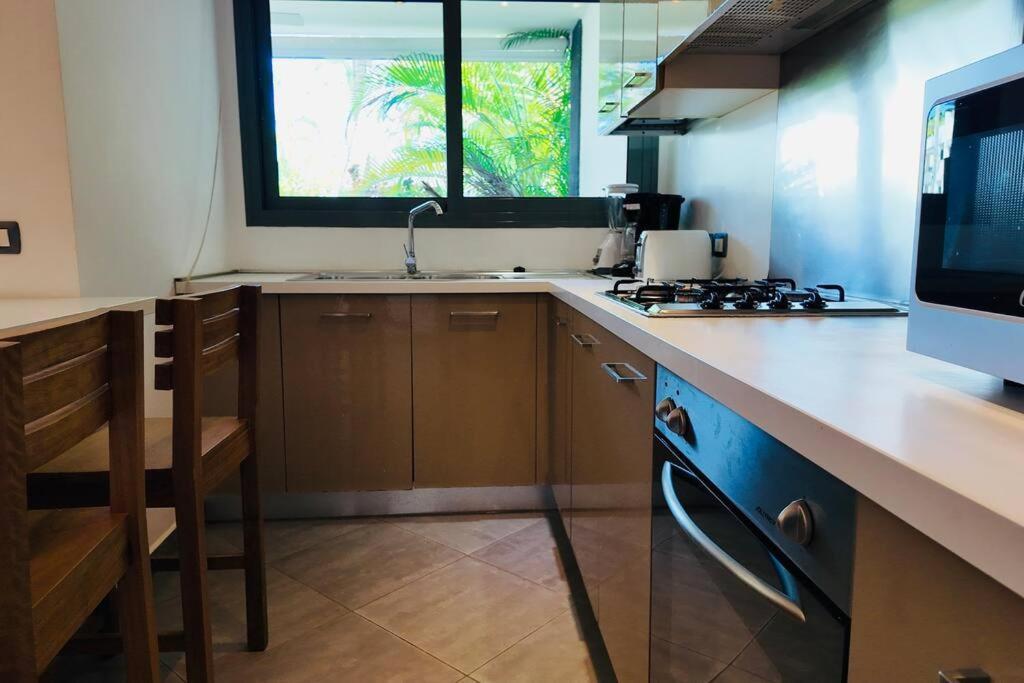 Apartment Aligio Beachfront &