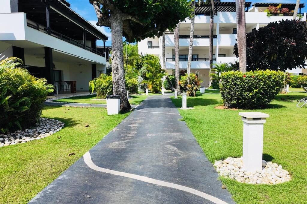 Apartment Aligio Beachfront & *