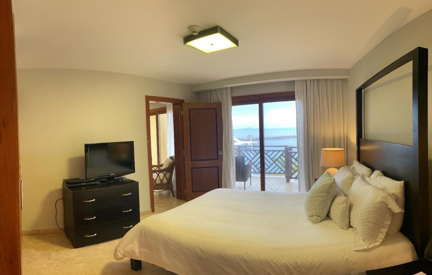 Hotel The Bannister & Yacht Club By Mint Samana