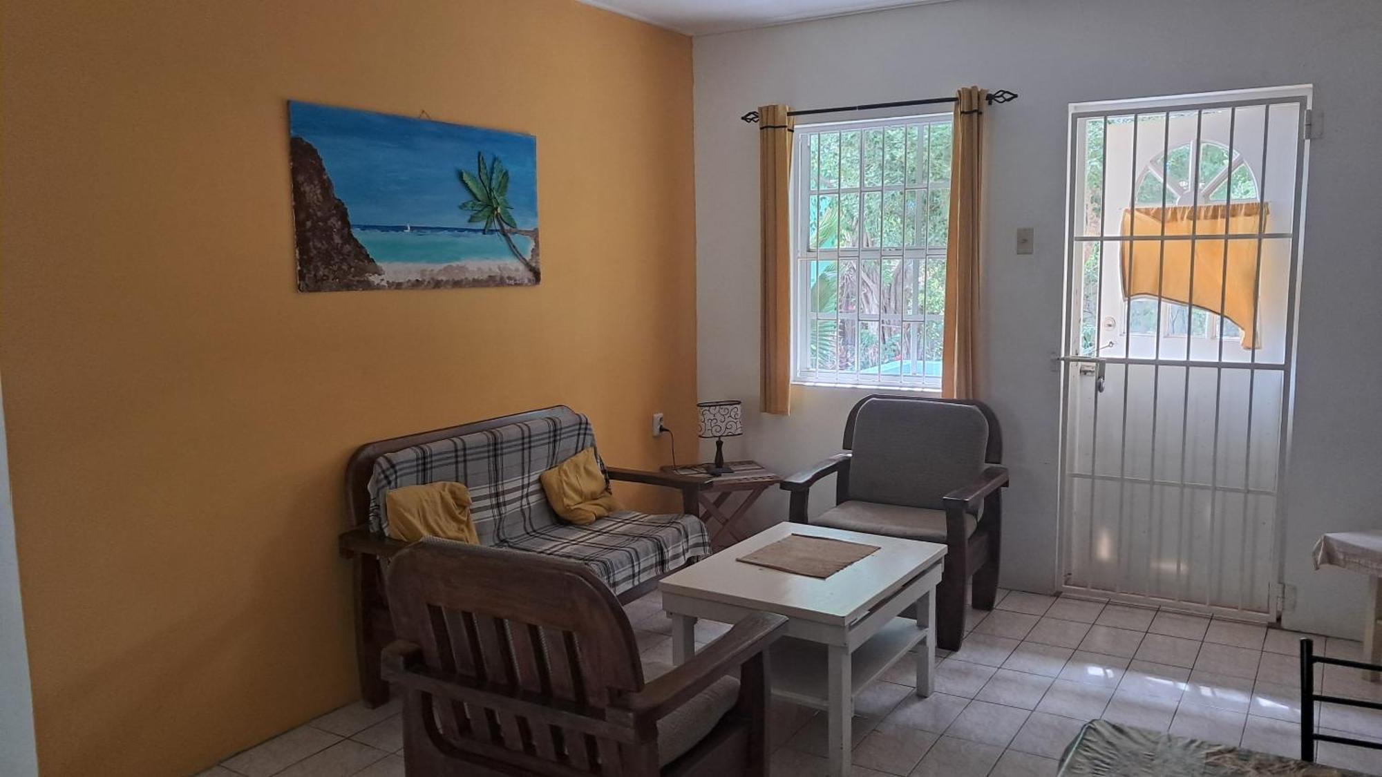 Apartment Happy Turtle Willemstad