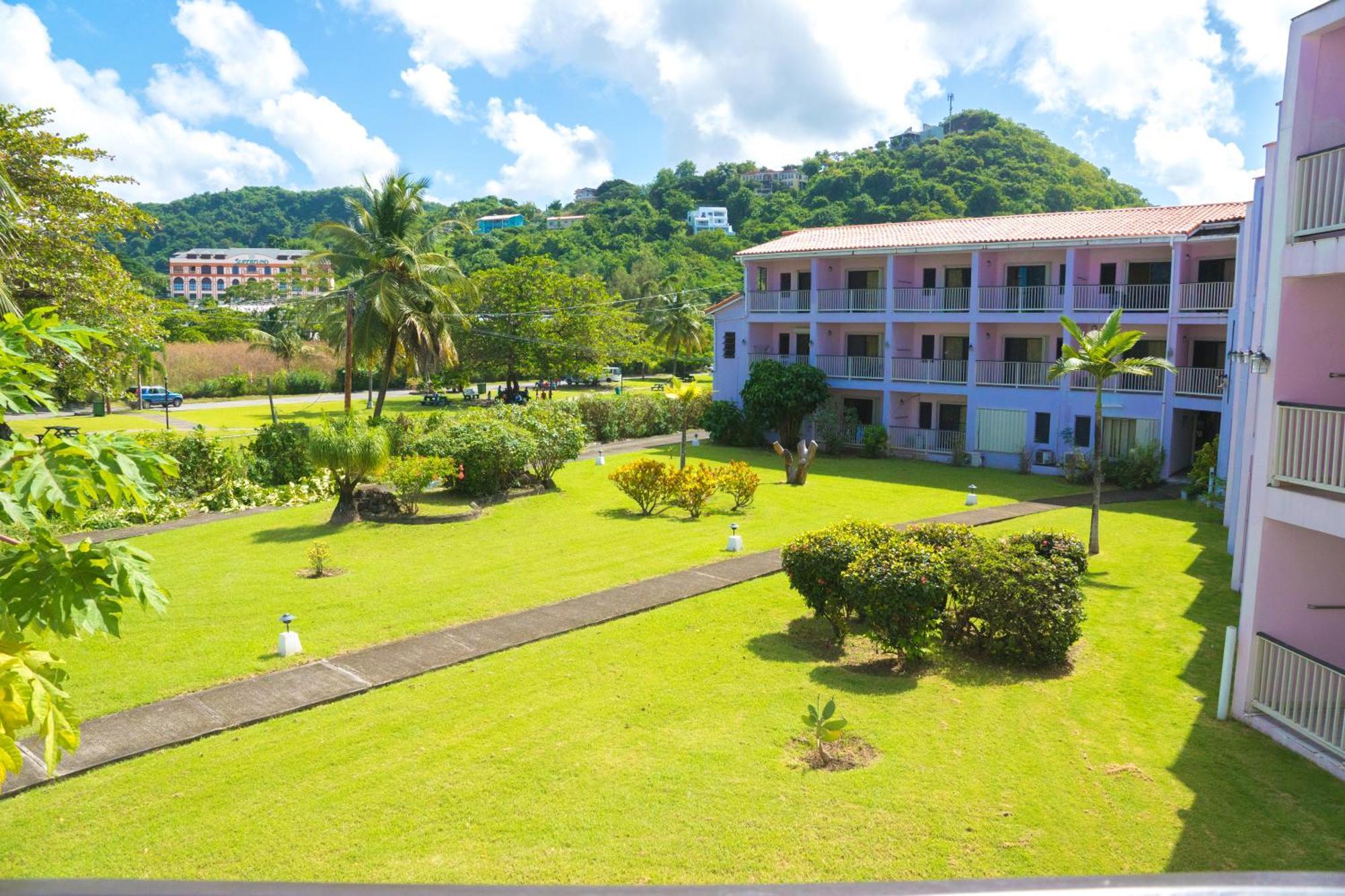 Hotel Allamanda