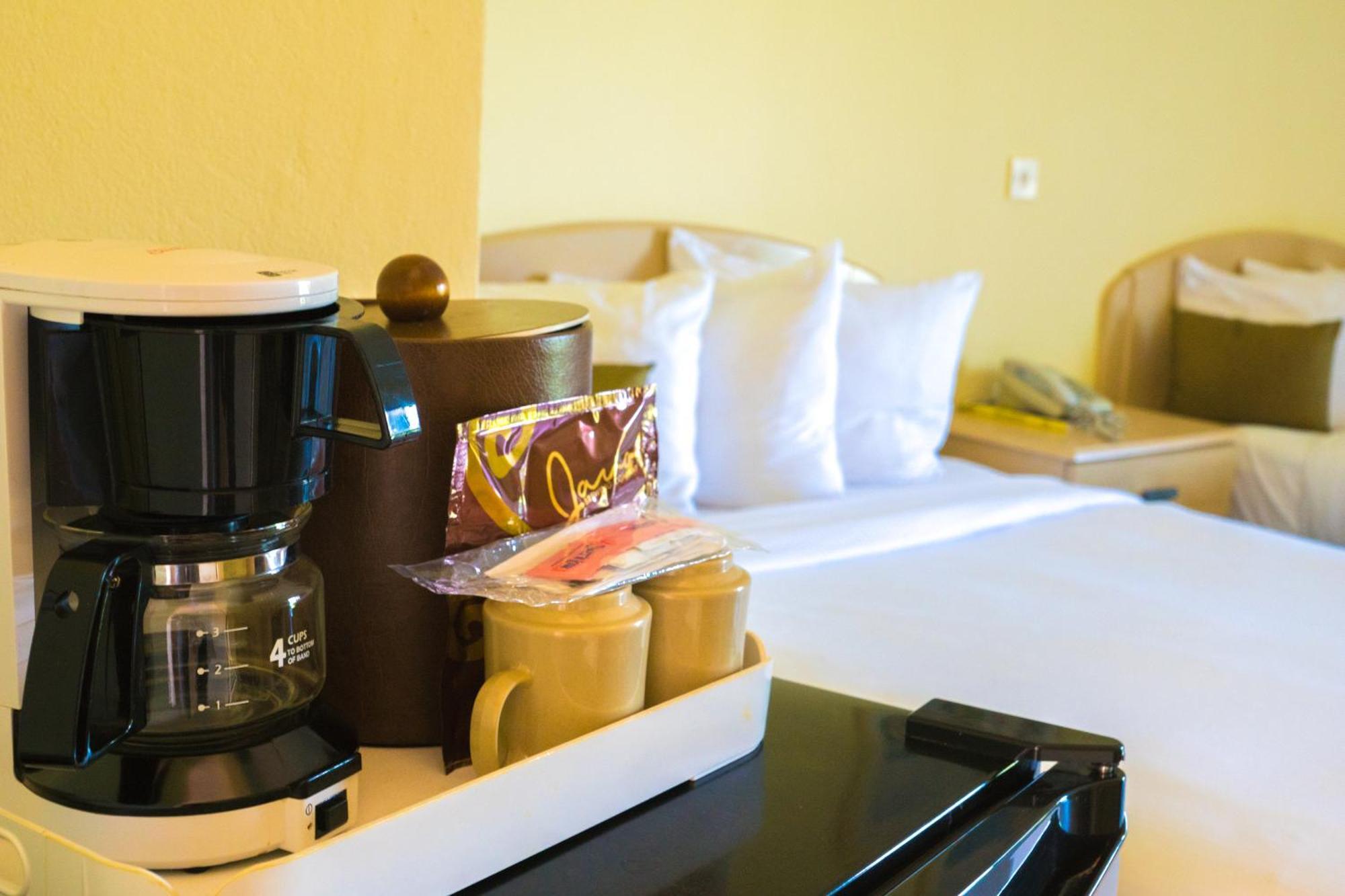 Hotel Allamanda