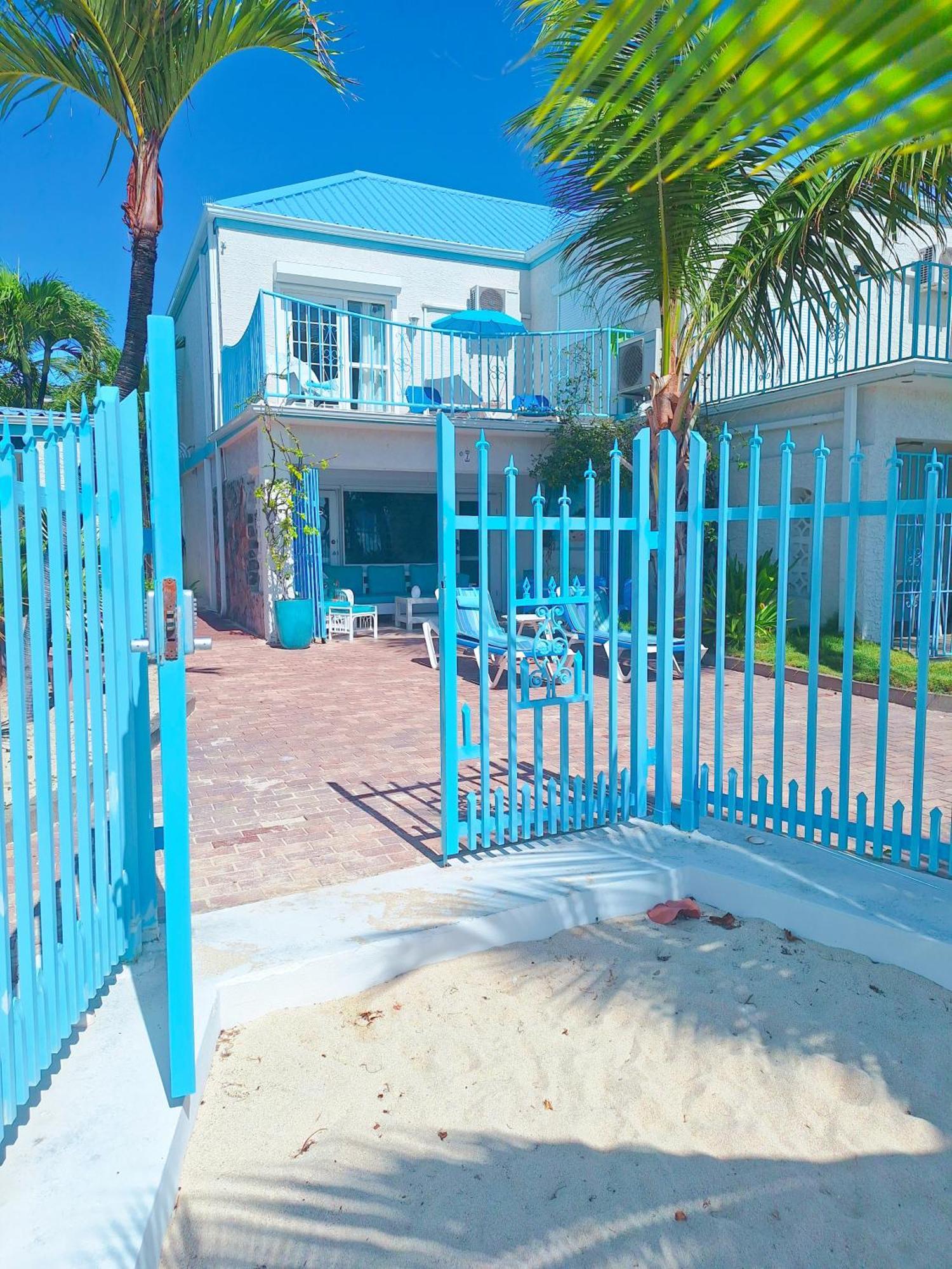 On Great Bay Foxie Villa