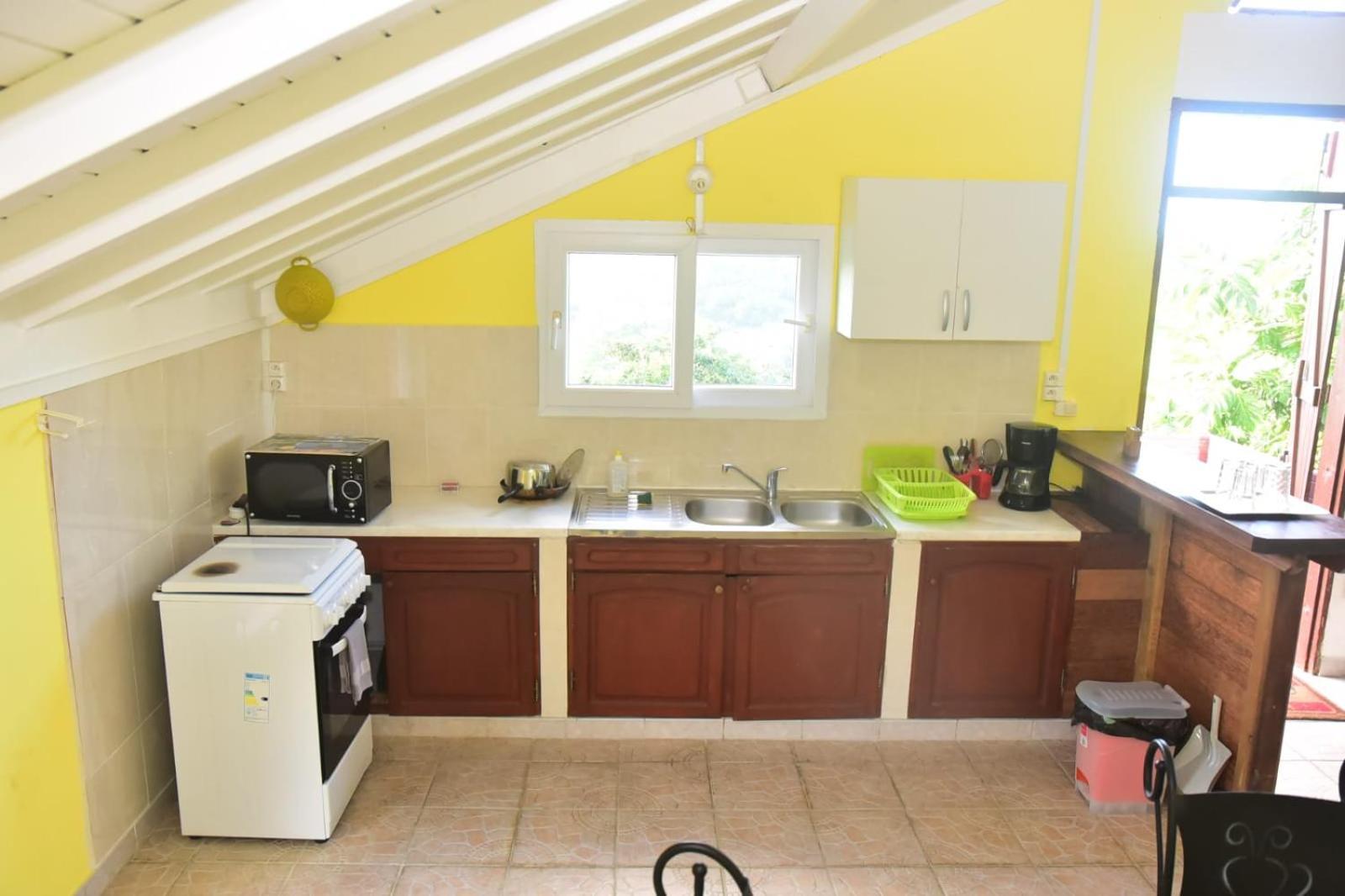 Guest house Maison Du Soleil Les Abymes