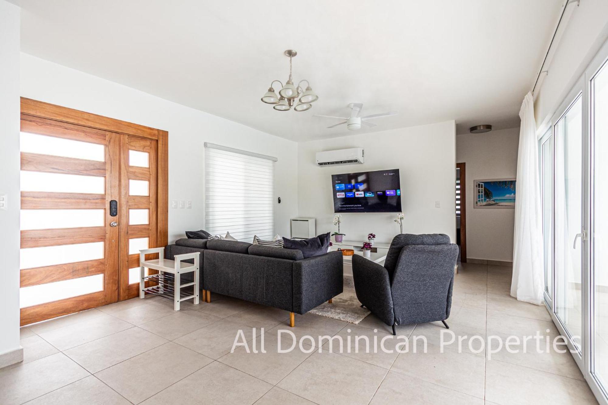 24, Campo D Mar 4, Ocean Village *