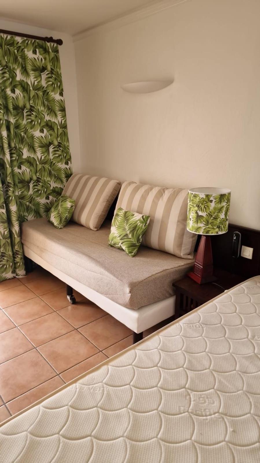 Apartment Ayounaka Pierre Et *