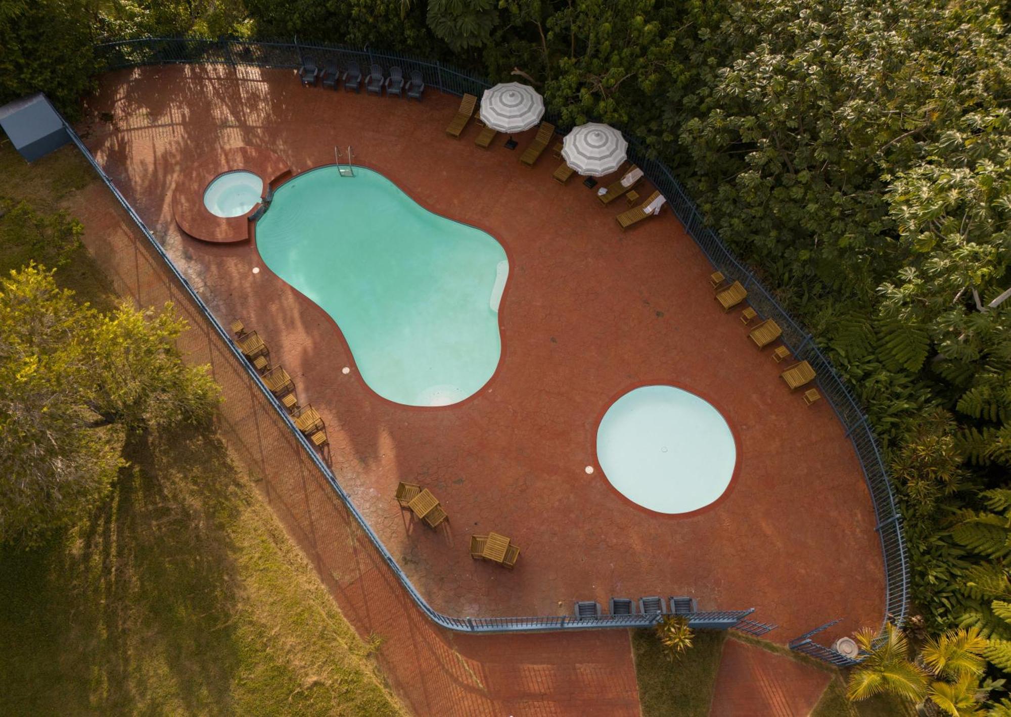 El Oasis 3*