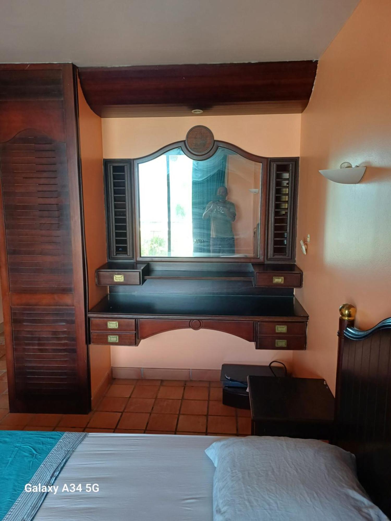 La Tartane Hotel