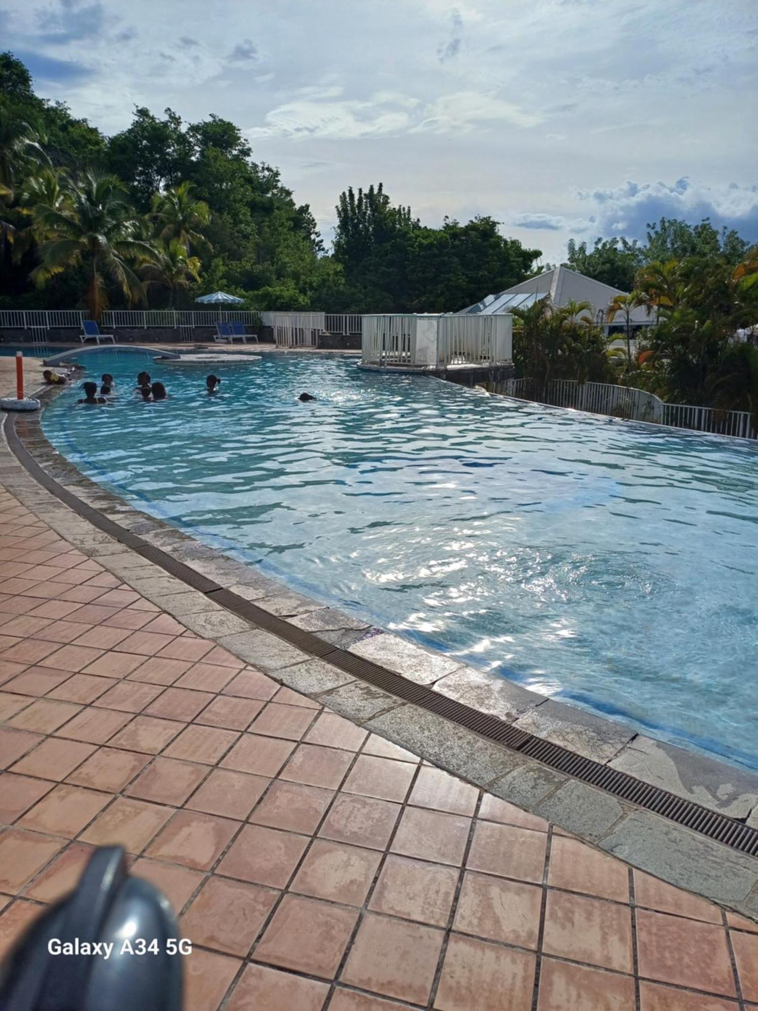 La Tartane Hotel *