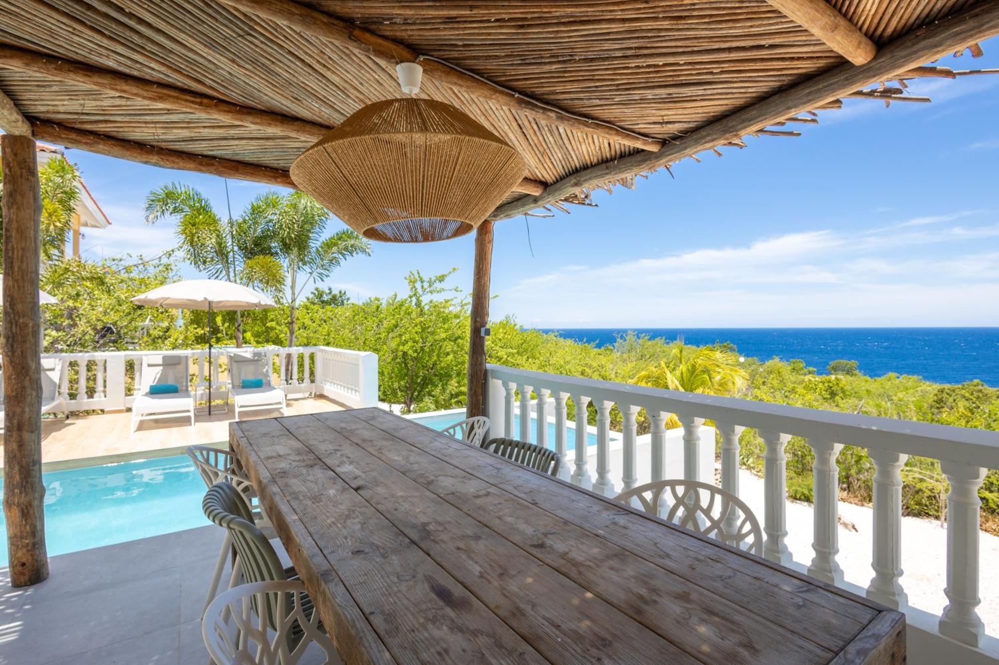Coral Estate Holidays Villa Willibrordus