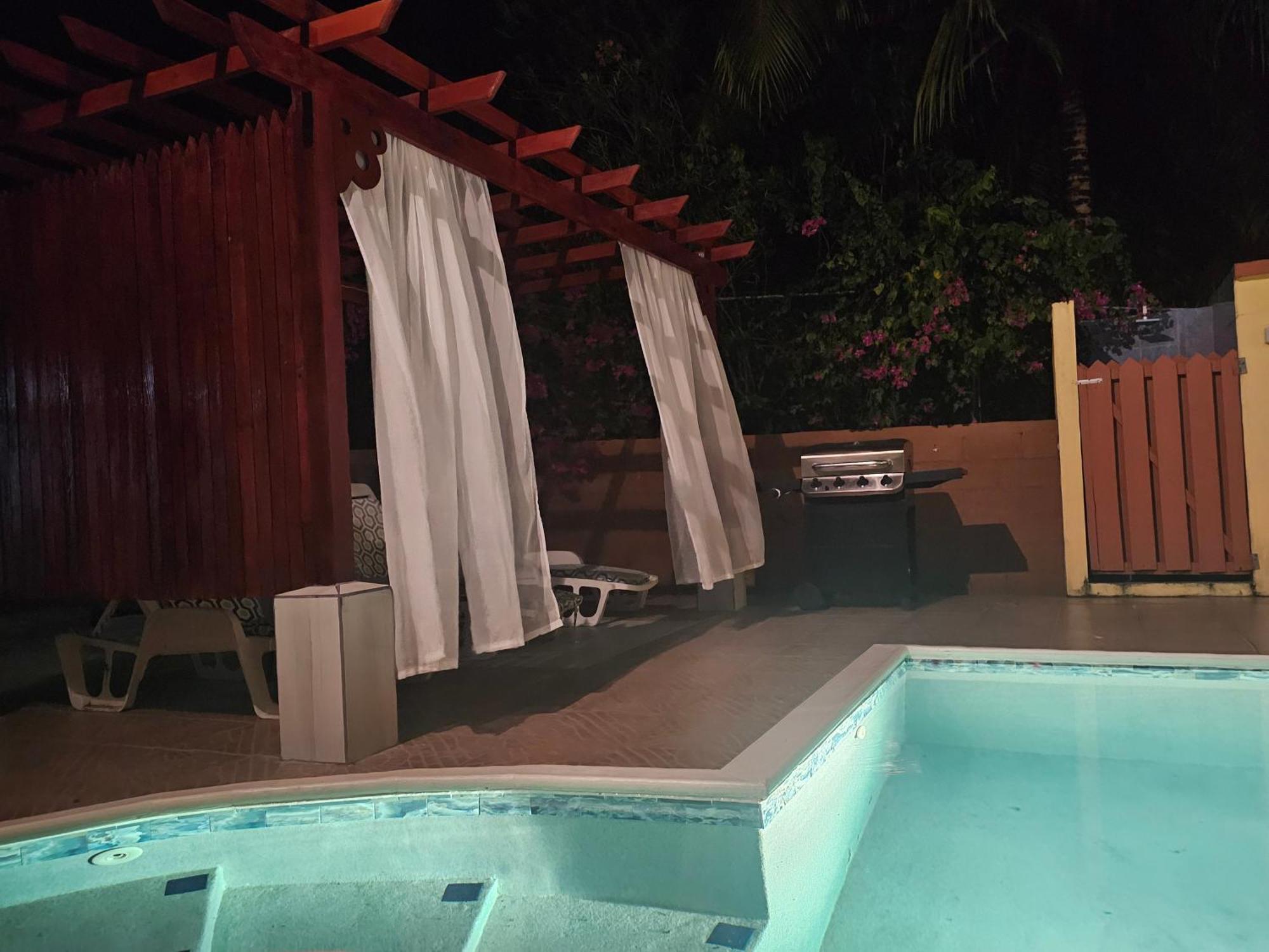 Royal Escape - 1 Guest house Anse La Raye