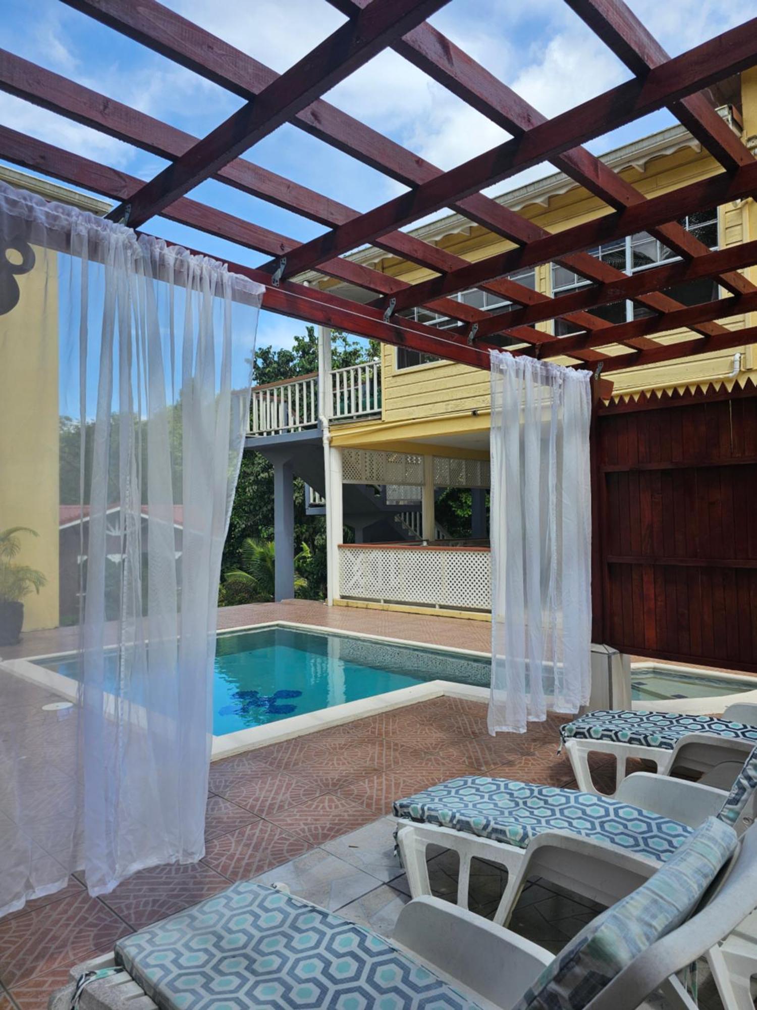Royal Escape - 2 Apartment Anse La Raye