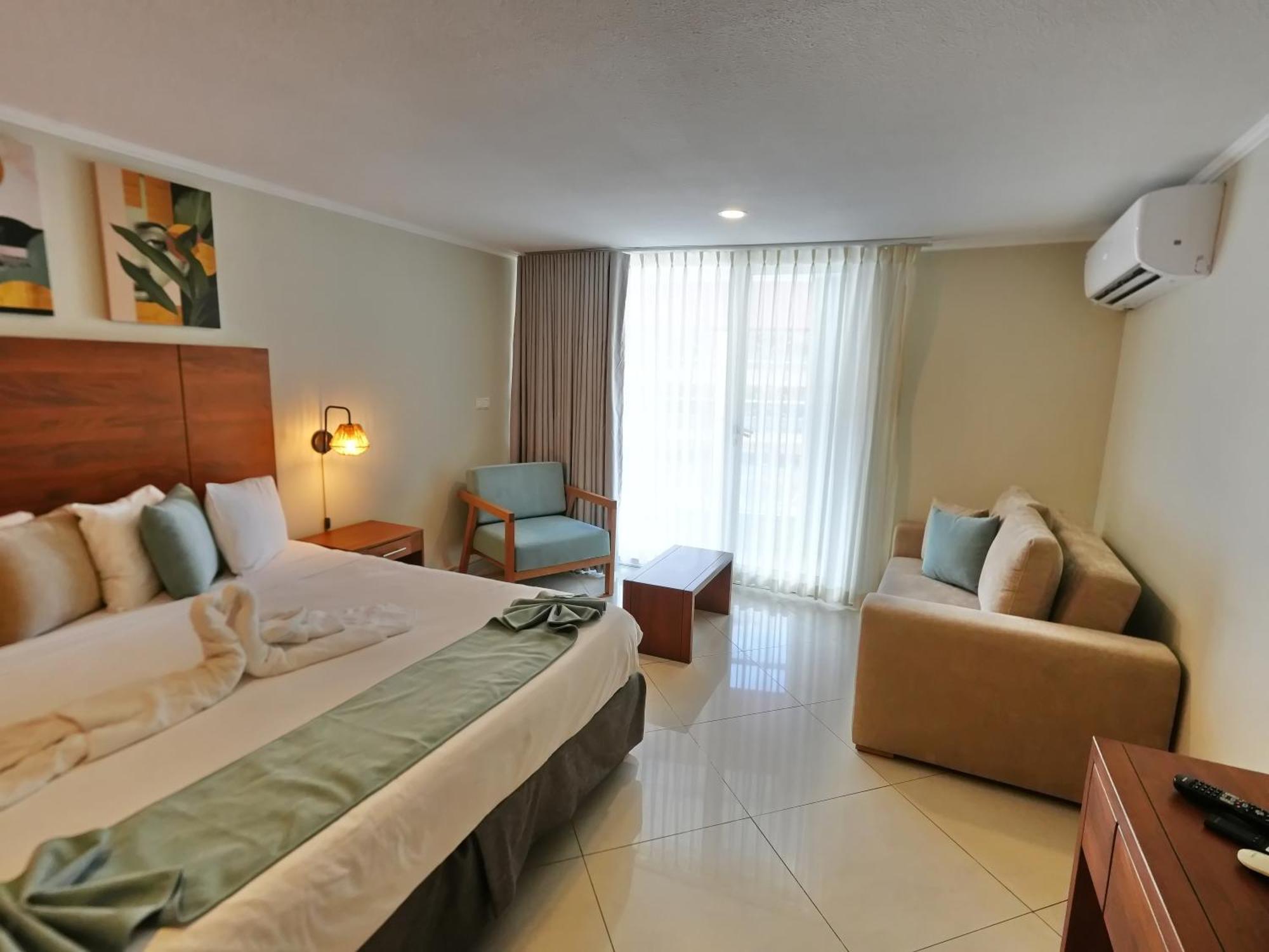 City Suites & Beach Hotel Hotel 3*