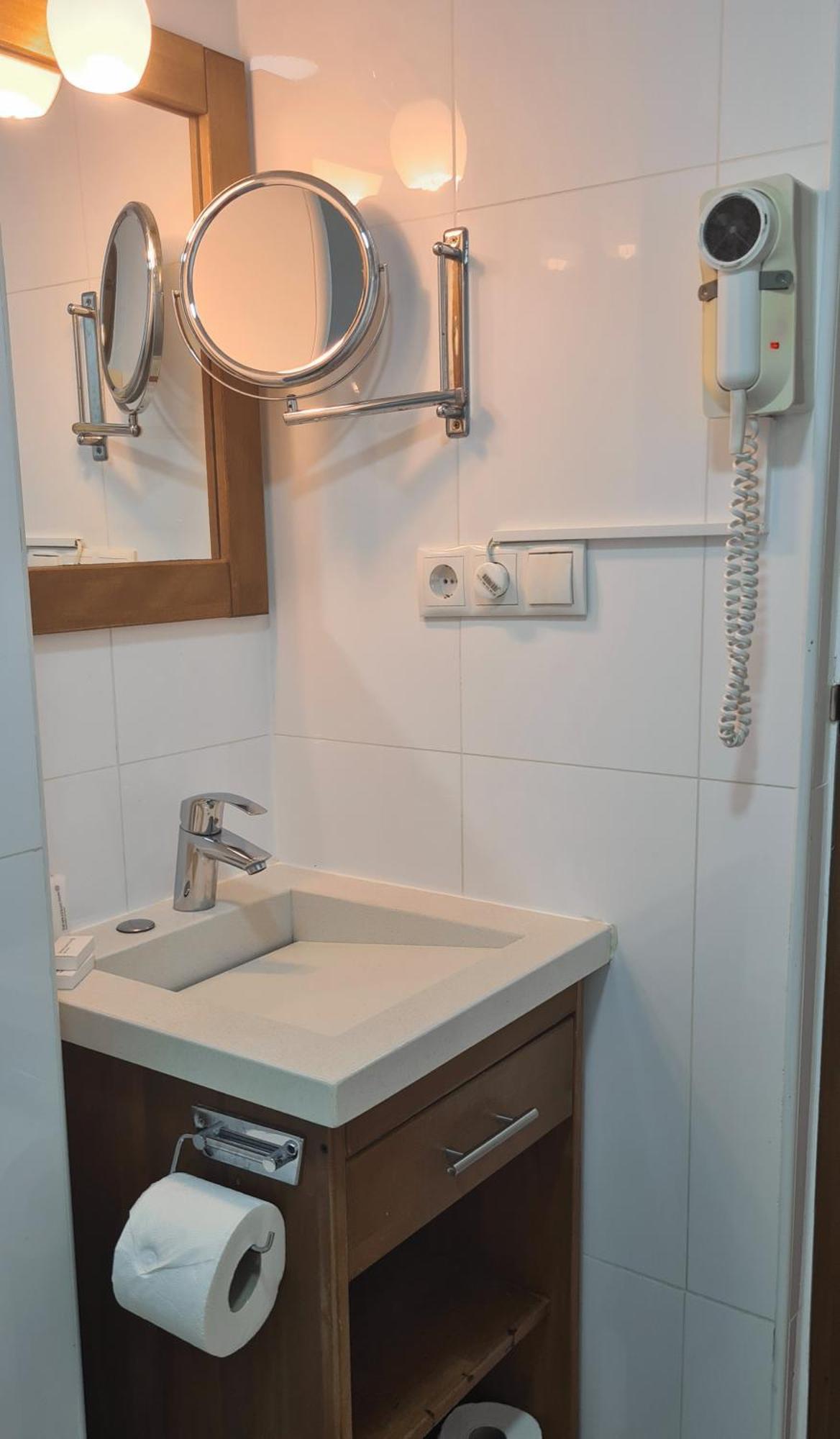 City Suites & Beach Hotel 3*