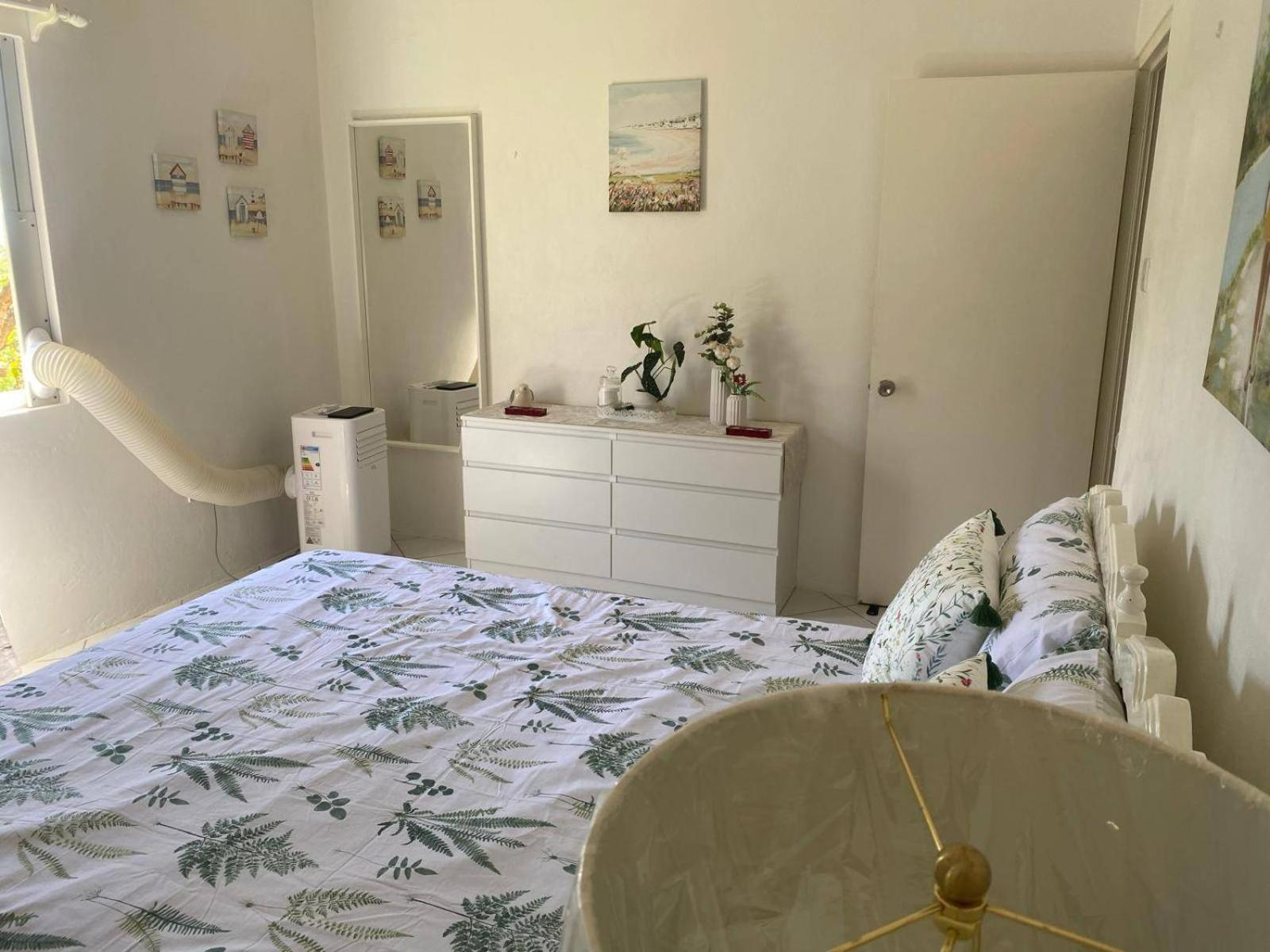 Stunning 3br - Friendship Bay View & Balcony *