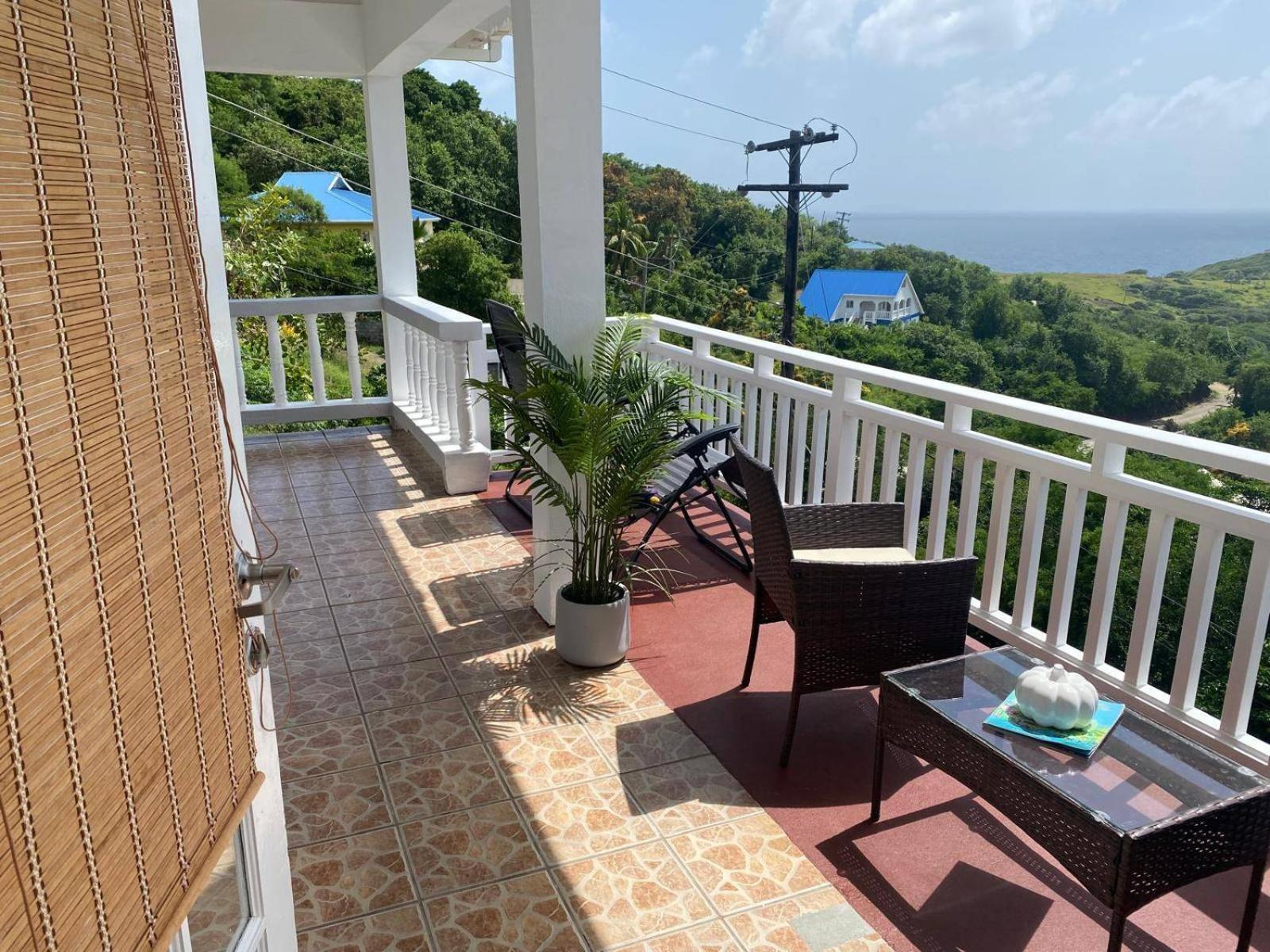 Stunning 3br - Friendship Bay View & Balcony Holiday home Port Elizabeth