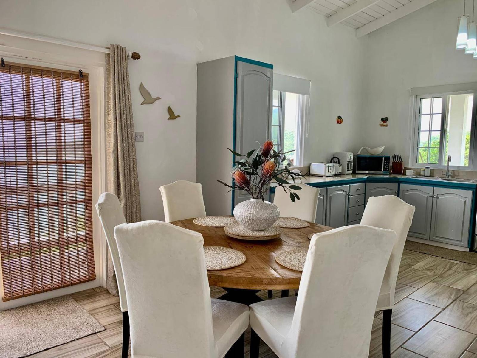 Holiday home Stunning 3br - Friendship Bay View & Balcony *