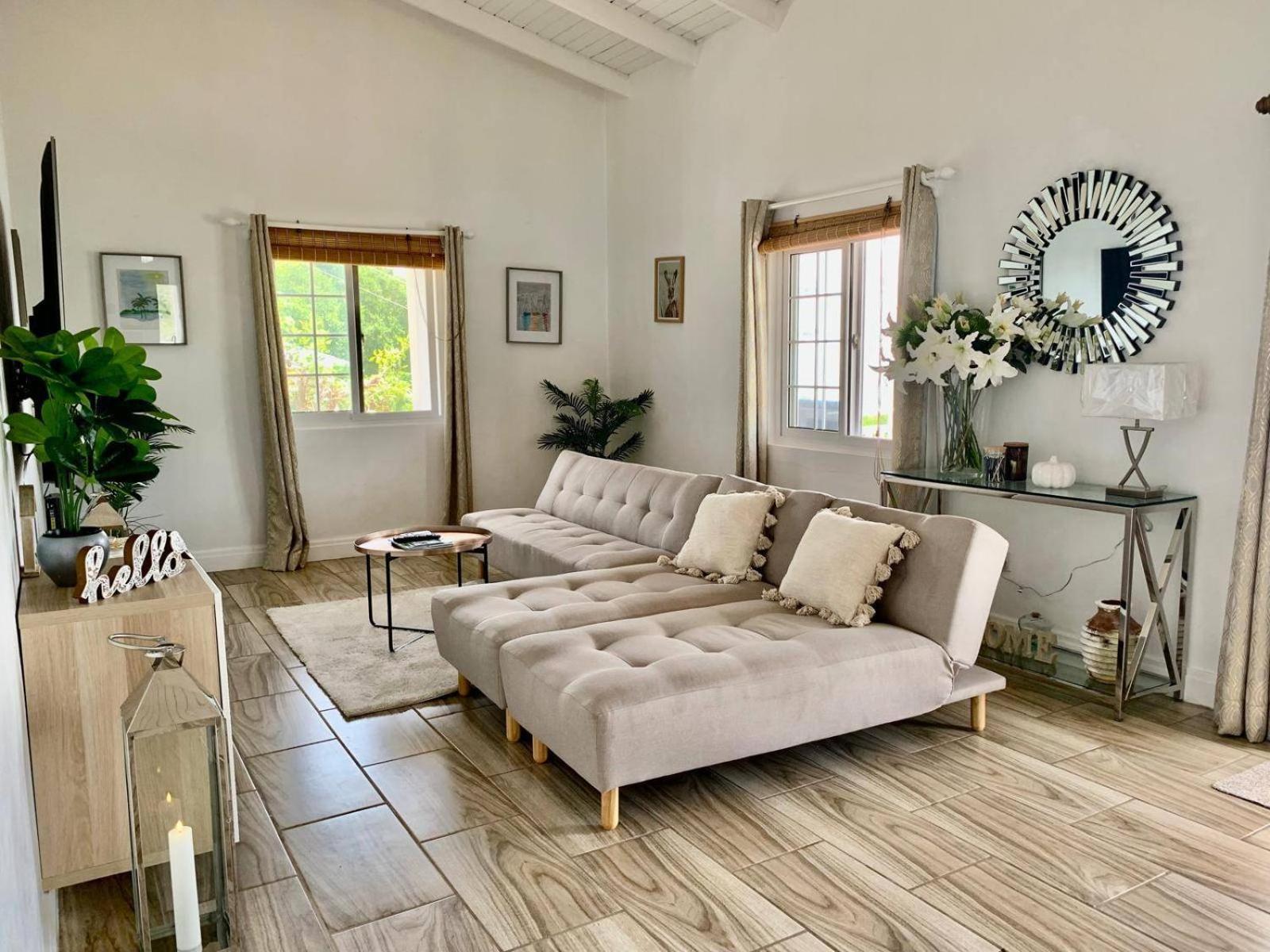 Stunning 3br - Friendship Bay View & Balcony * Port Elizabeth