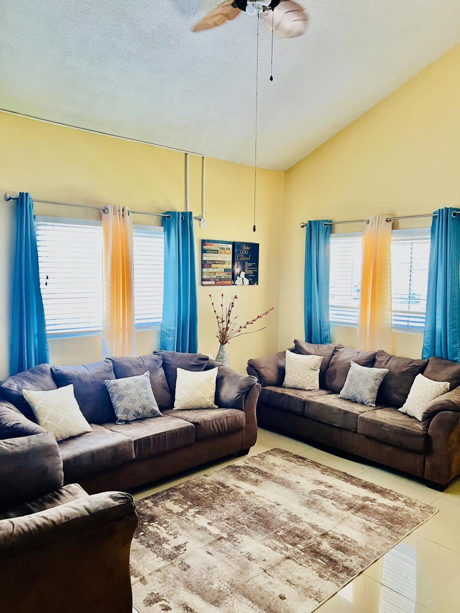 Holiday home Morgan' S Two Bedroom Retreat