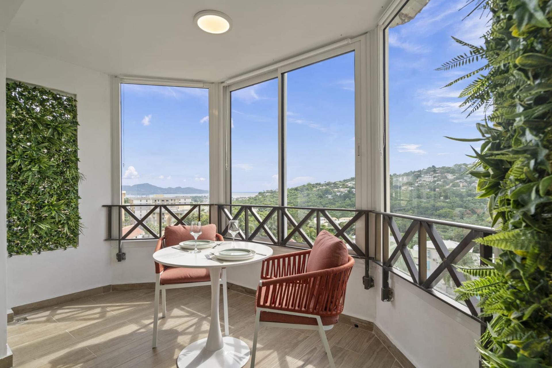Duplex Palm Apartment Fort-de-France