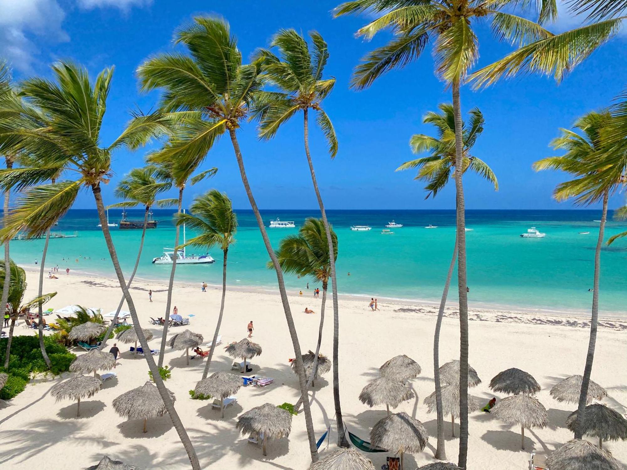 Tropical Beach Club And Spa Bavaro Beach Homes With Wifi Parking Bbq 5*