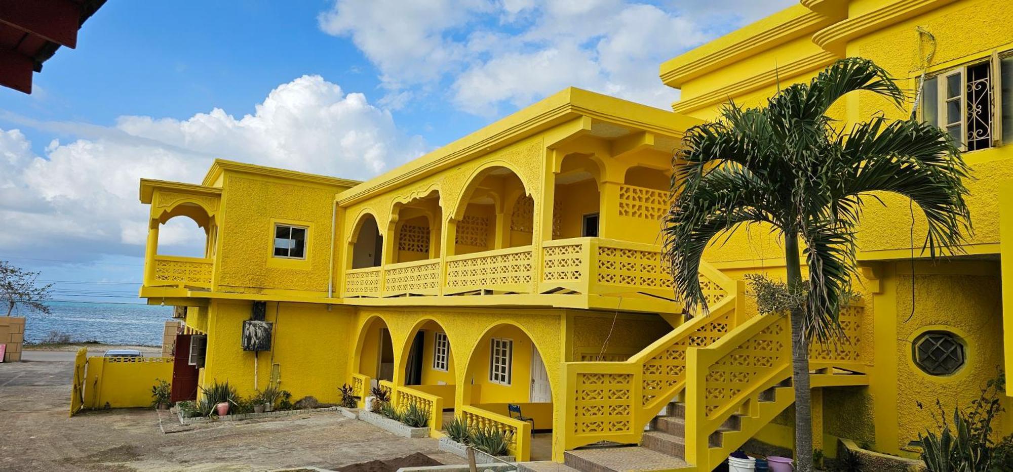 Seaesta Apartamento *