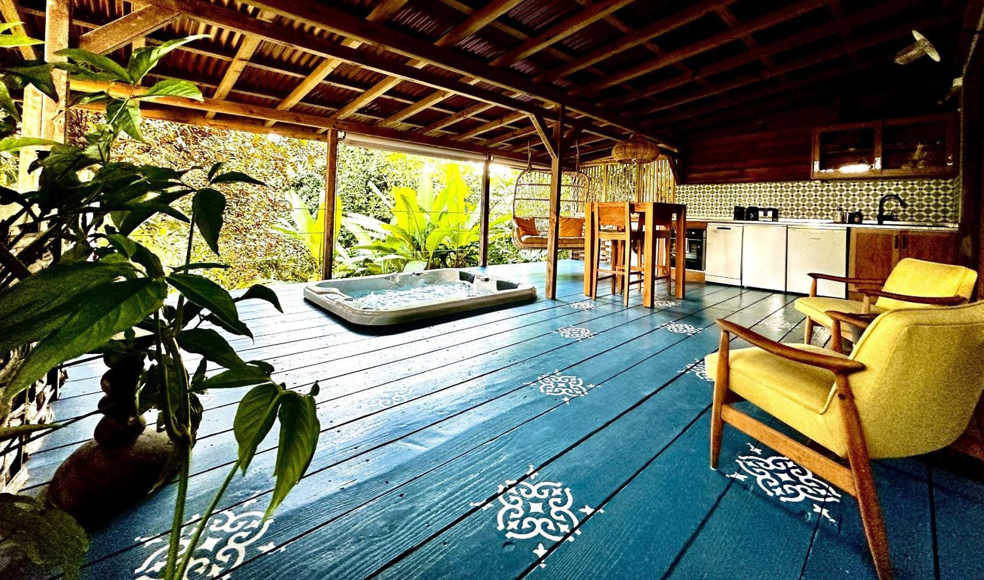 Guest house Habitation Cafeiere Samana Beausejour - Pointe-Noire