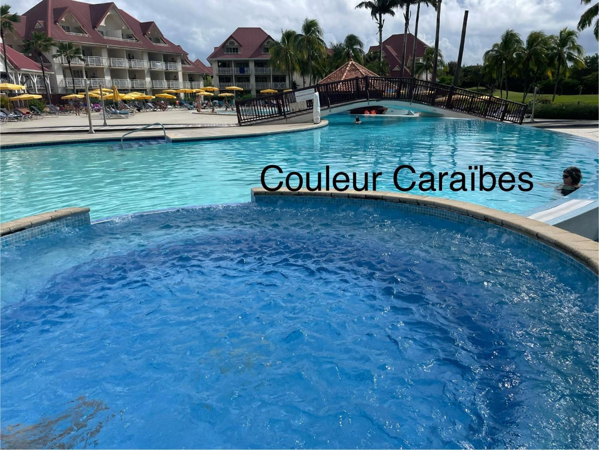 Couleur Caraibes-cocobeach Martinique Pierre Et Sainte-Luce