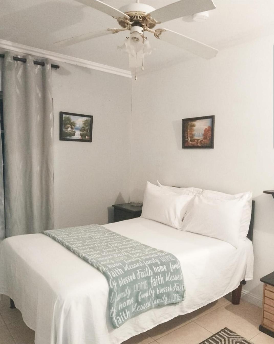 Comfortable & Secure Chateau * Kingston