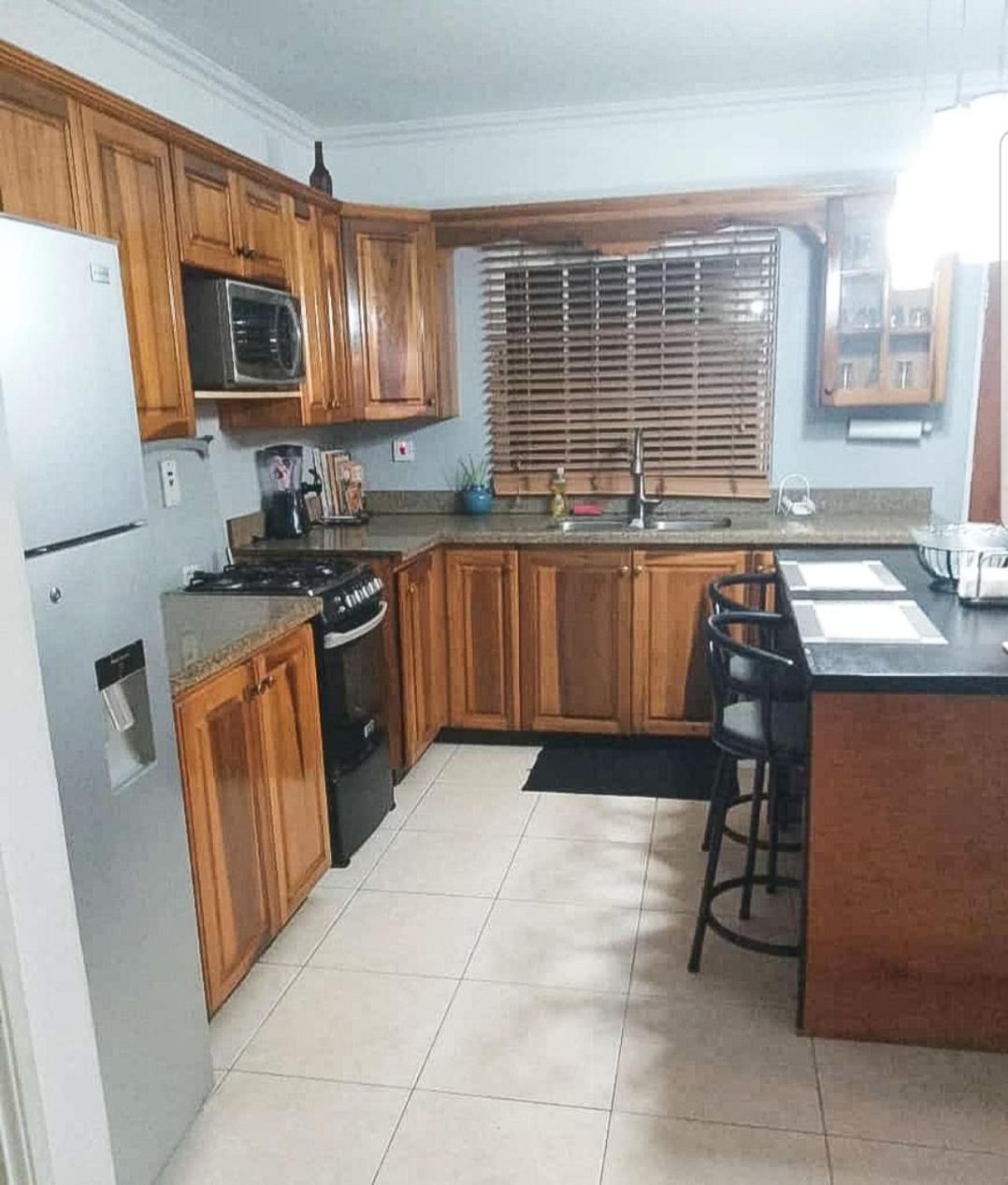Comfortable & Secure Chateau Apartment