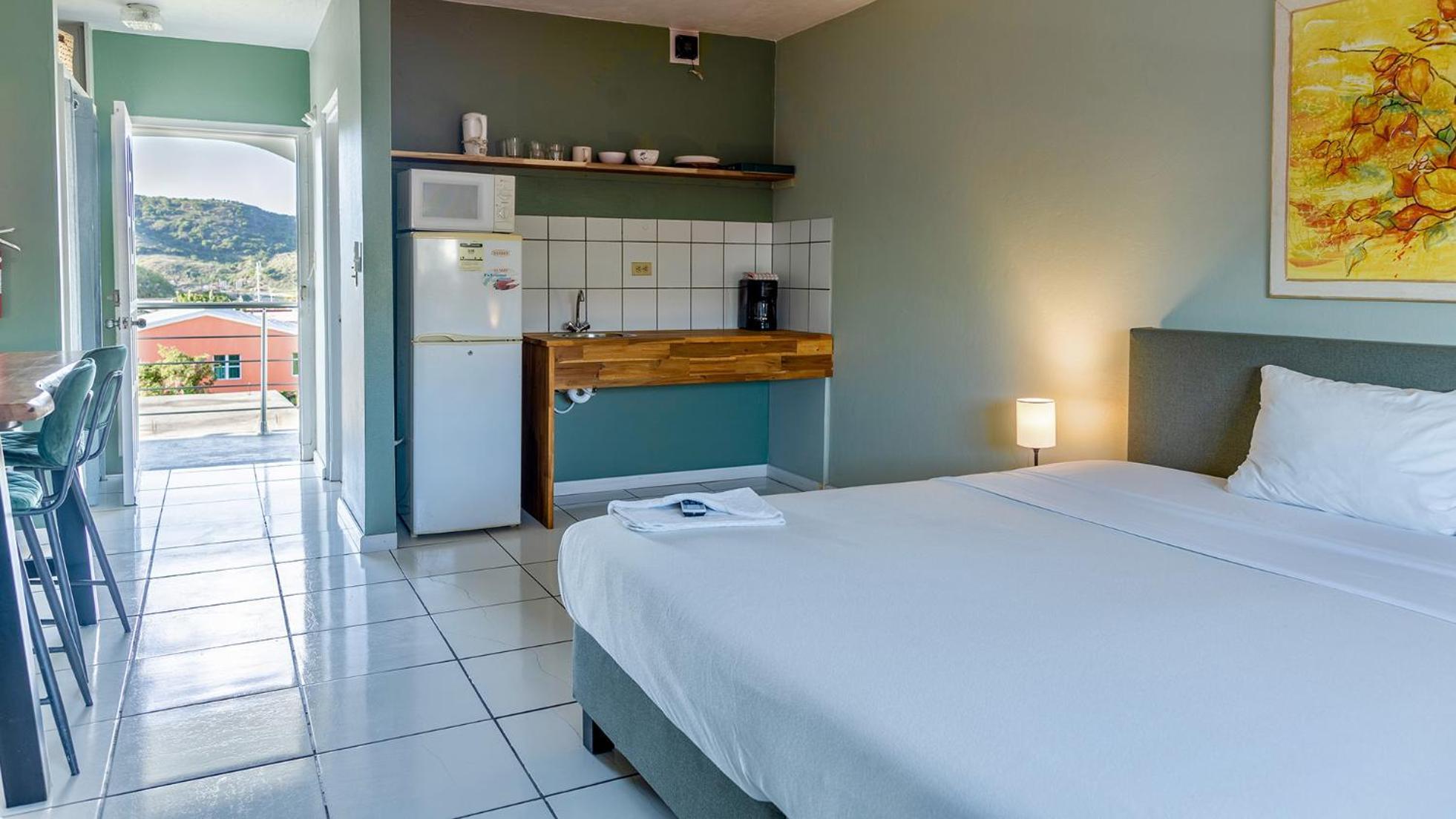 Aparthotel Talk Of The Town & - St Eustatius