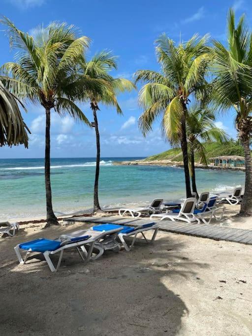 Bord De Avec Piscine - Le Manganao, Saint-francois Apartment *