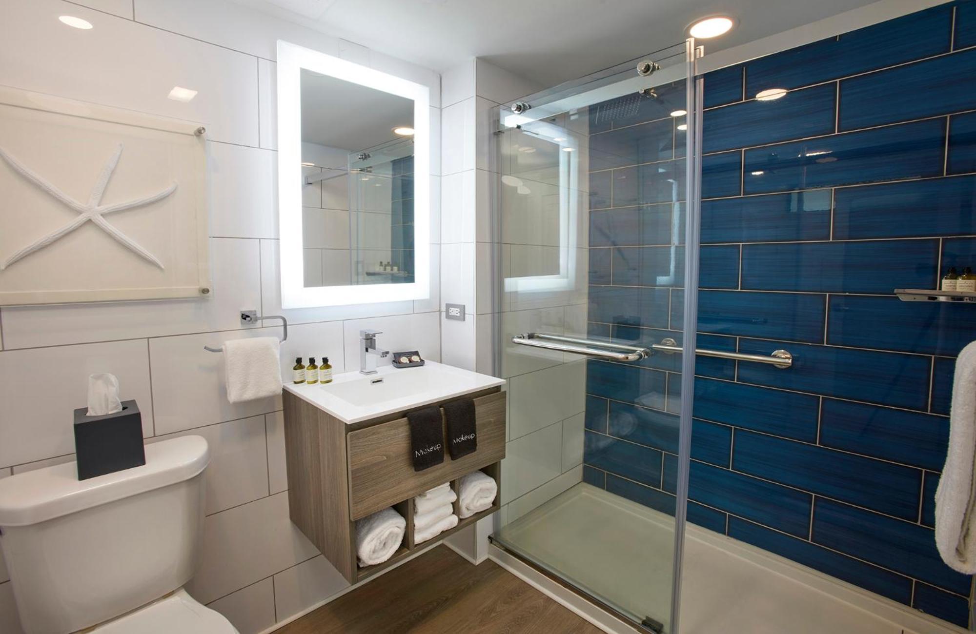 Hotel Oceans At Divi Carina Bay - Adults Only 3*