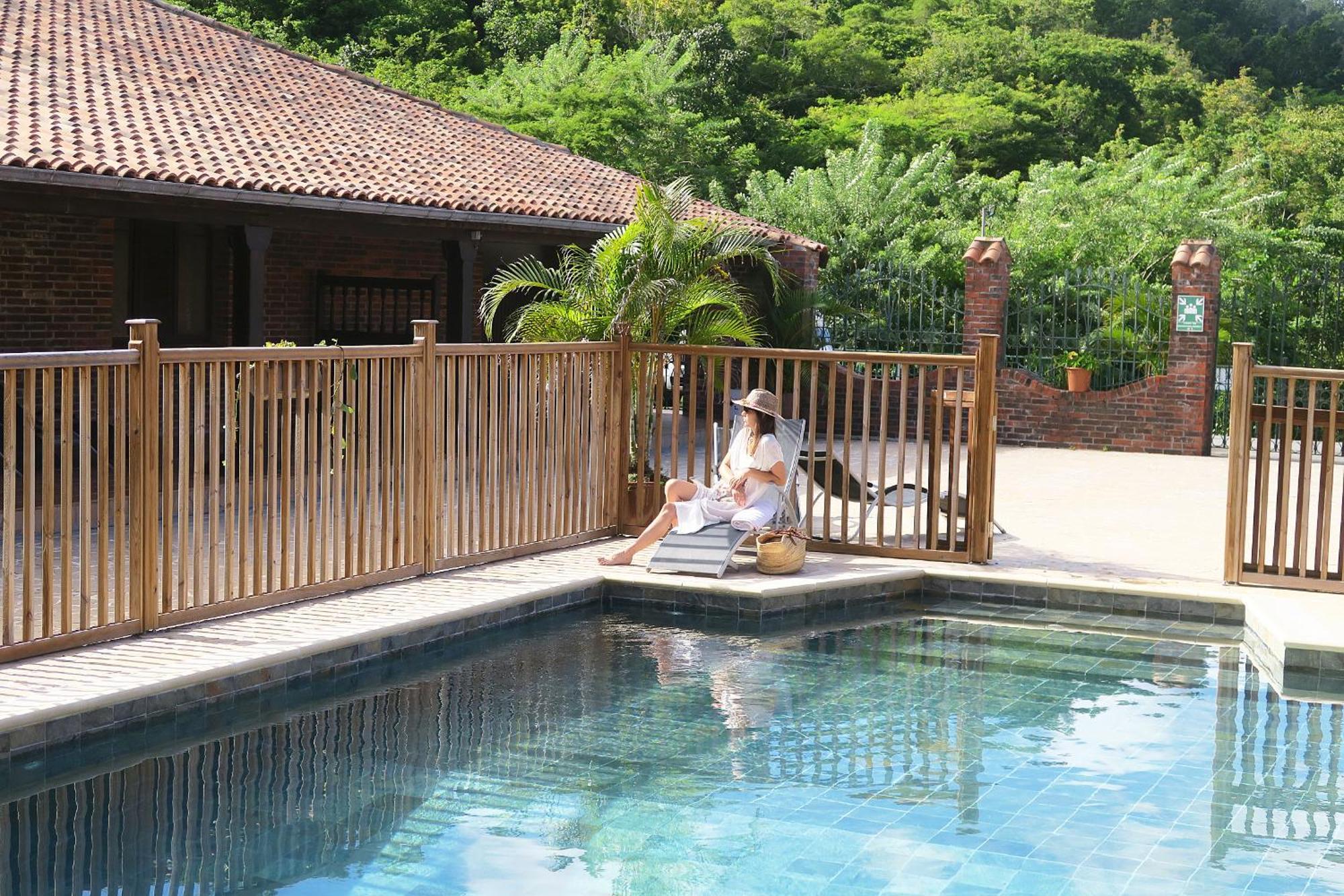 Domaine Du Chateau Apartment *