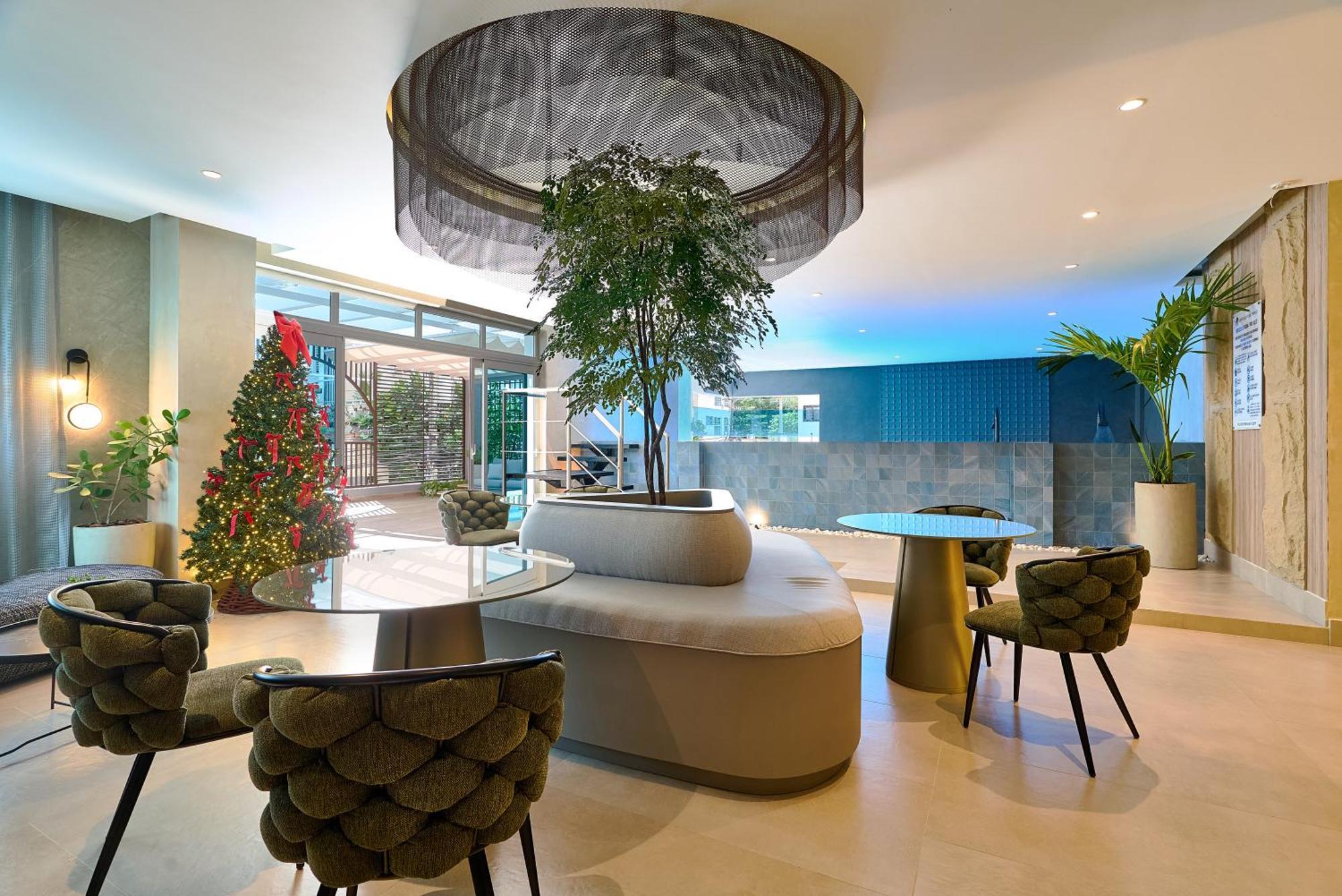 Park Tower Apartment