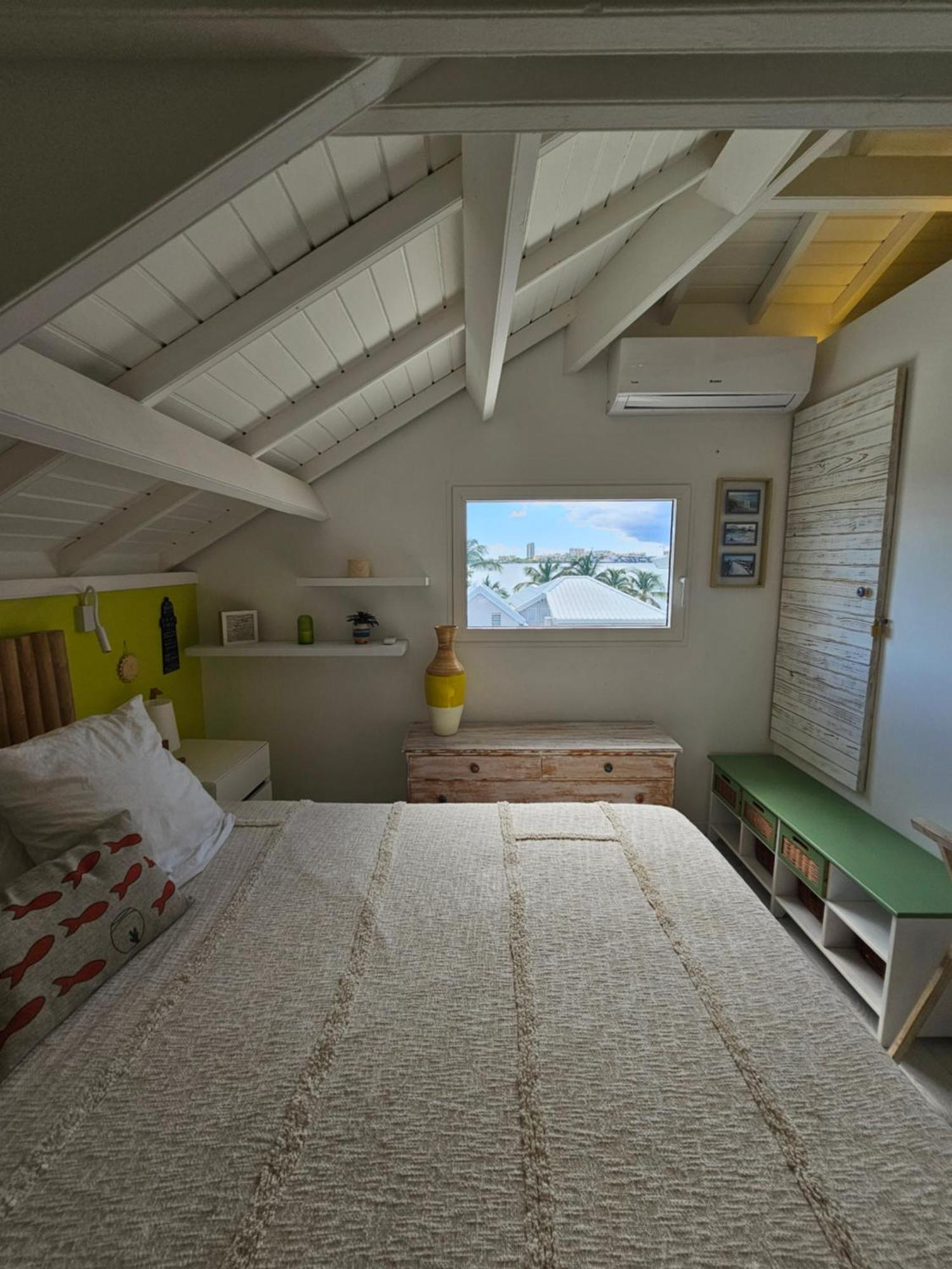 Hoani Sur La Plage, Piscine Apartment Sandy Ground
