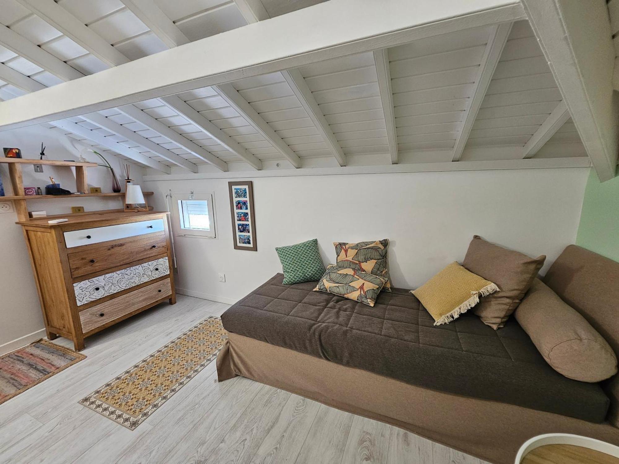 Apartment Hoani Sur La Plage, Piscine Sandy Ground