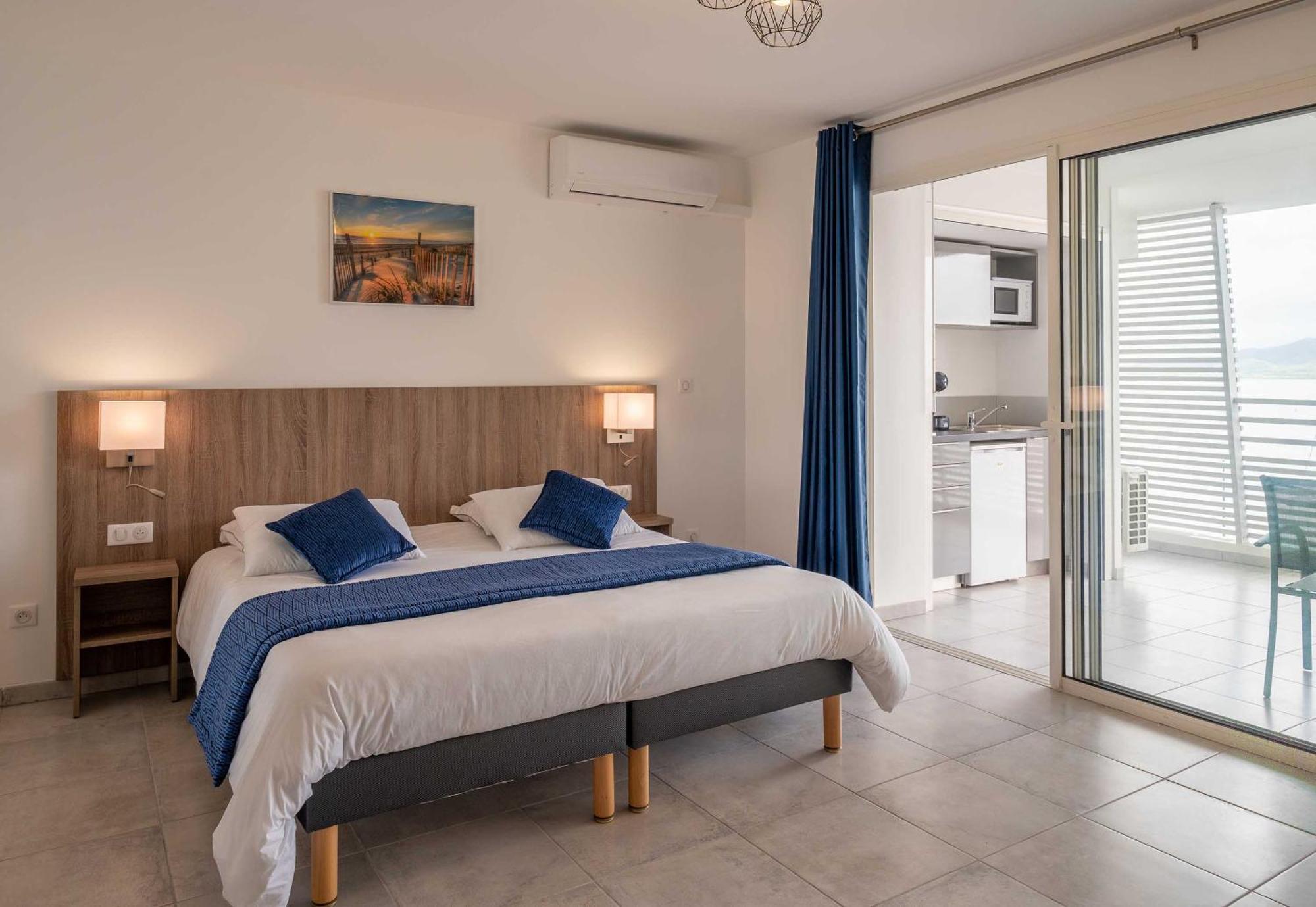 Aparthotel Marina 4*
